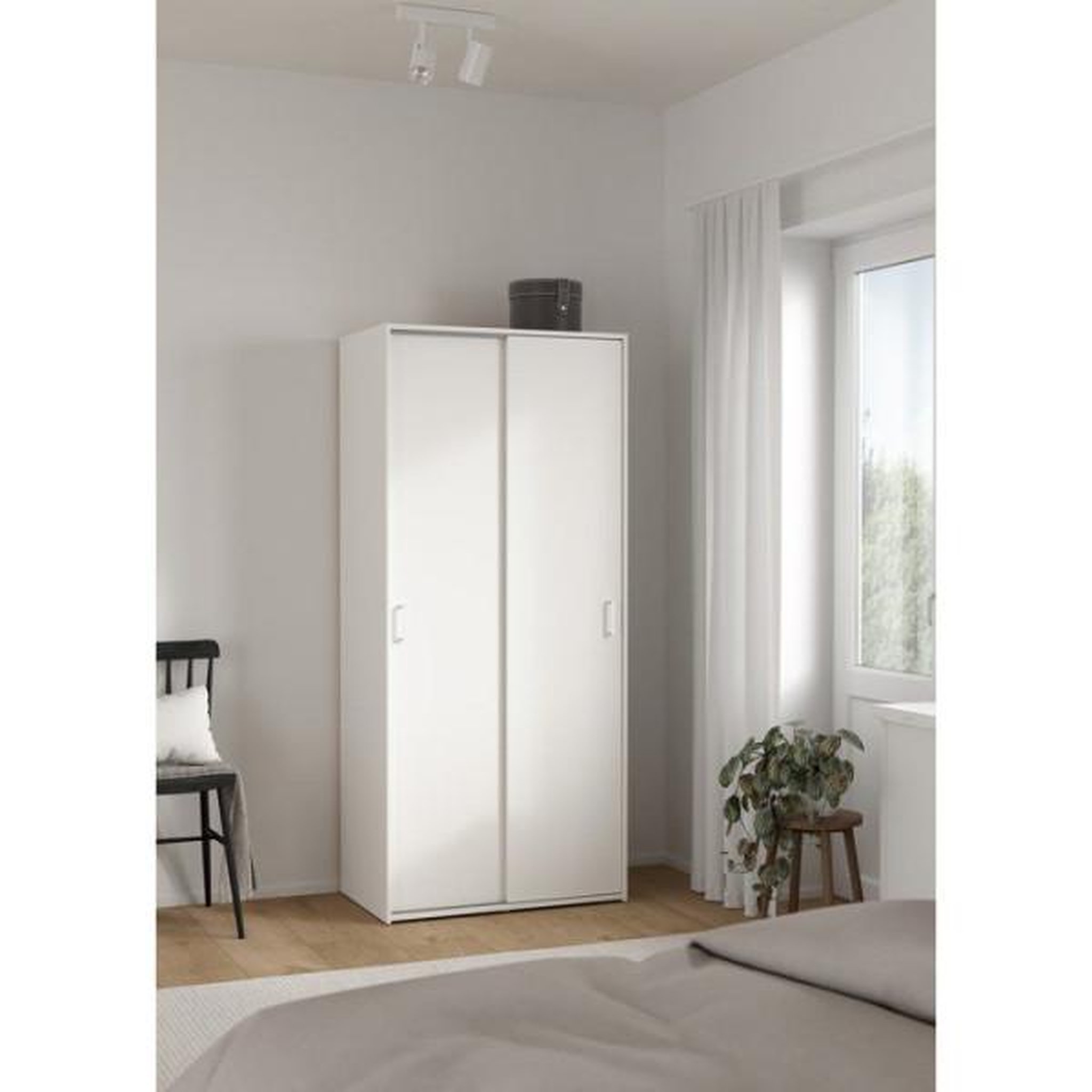 Voir la diapositive 2 : MARKET24 Armoire de chambre - space - blanc - 2 portes coulissantes - 77,6 x 48,3 x 175,4 cm