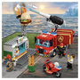 Voir la diapositive 6 : LEGO City 60214 - L'intervention des pompiers au restaurant de burgers