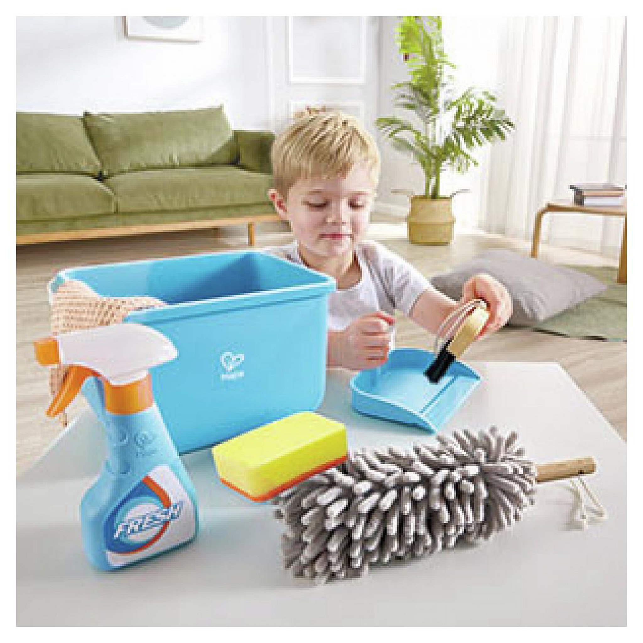 Voir la diapositive 2 : Hape Kit de nettoyage avec seau