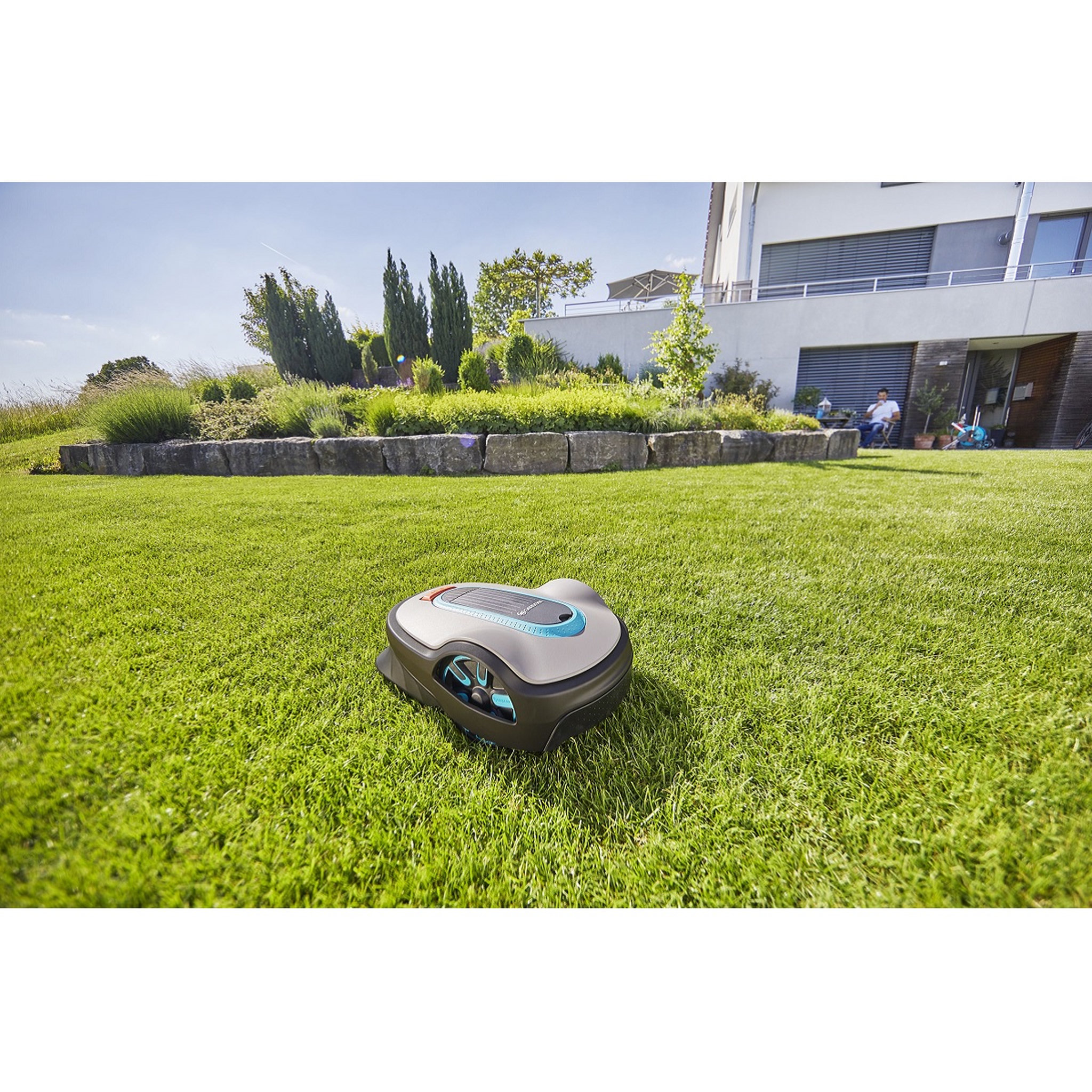 Voir la diapositive 4 : GARDENA Tondeuse robot sileno life 750