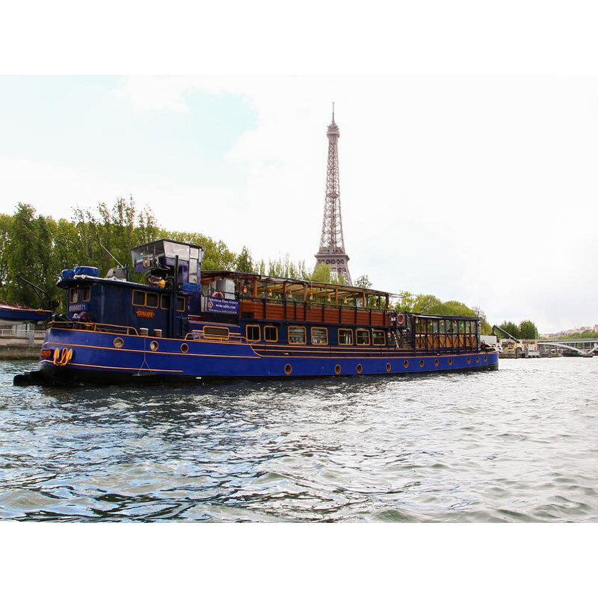 Smartbox Soirée romantique : dîner gastronomique 3 plats avec cocktail et croisière de 2h sur la Seine - Coffret Cadeau Gastronomie