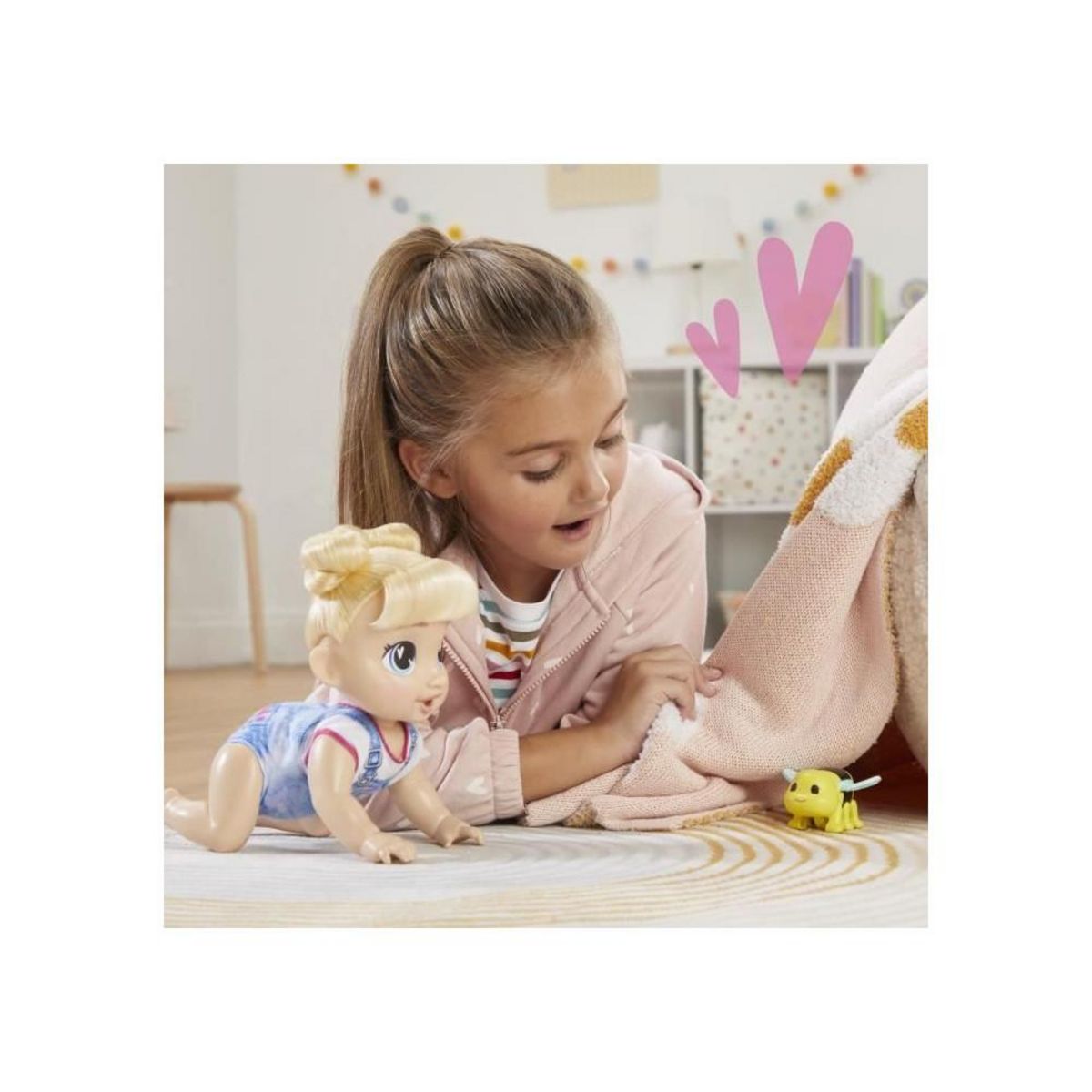 BABY ALIVE Baby Alive, Harper Hugs Marche a 4 pattes, poupée électronique de 27  cm marchant a 4 pattes, cheveux blonds, a partir de 3
