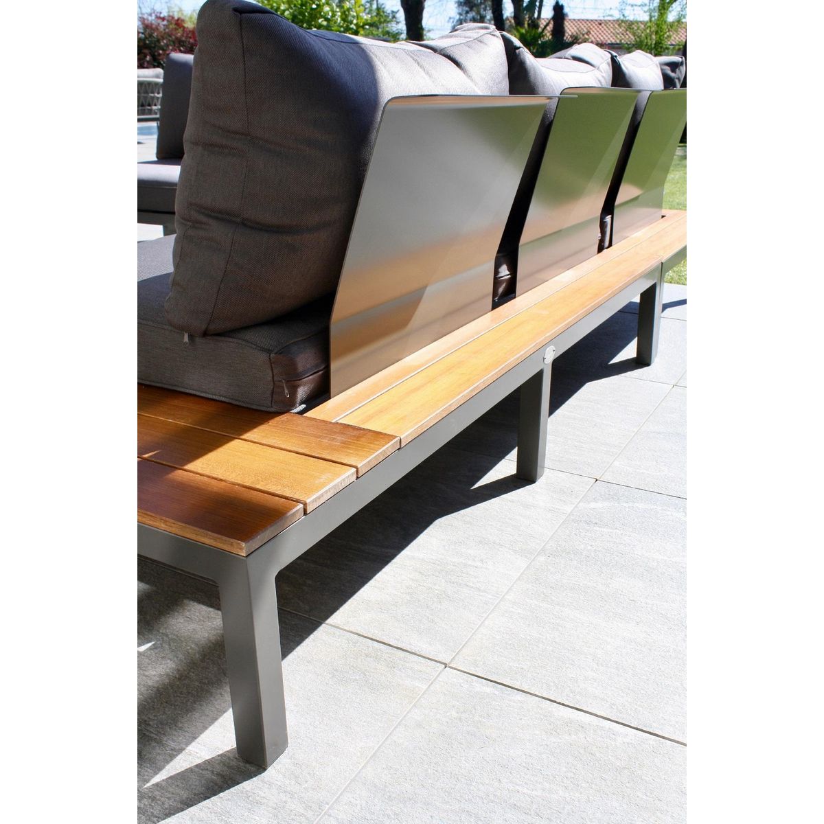 DCB GARDEN Salon bas de jardin - 6 places - Aluminium/bois - Anthracite - NAGANO