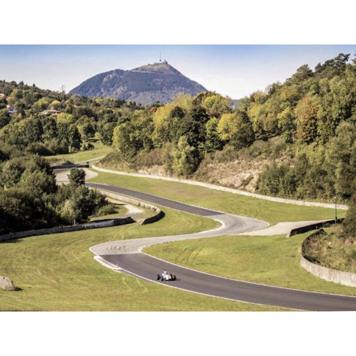 Smartbox Séance de 3 tours en passager d'un sport-prototype automobile Crosslé 9S 1969 - Coffret Cadeau Sport & Aventure