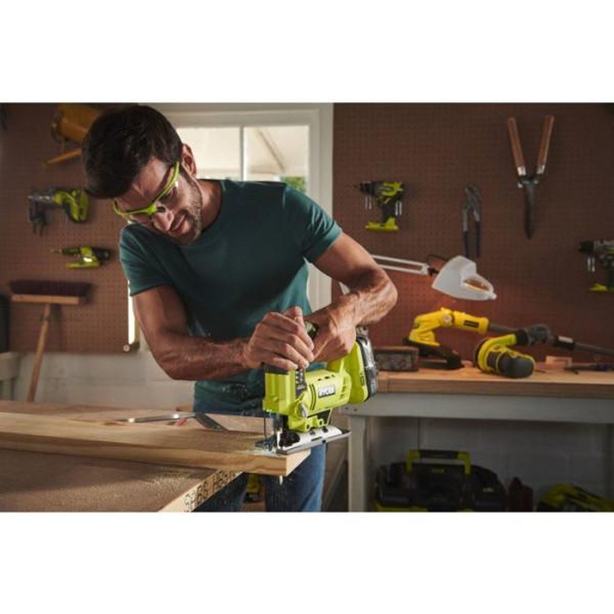 Voir la diapositive 3 : Ryobi Ryobi pack 4 outils one+ 18v perceuse à percussion + meuleuse + scie sauteuse + ponceuse + batt. 5ah & 2ah + sac r18ck4f-252s