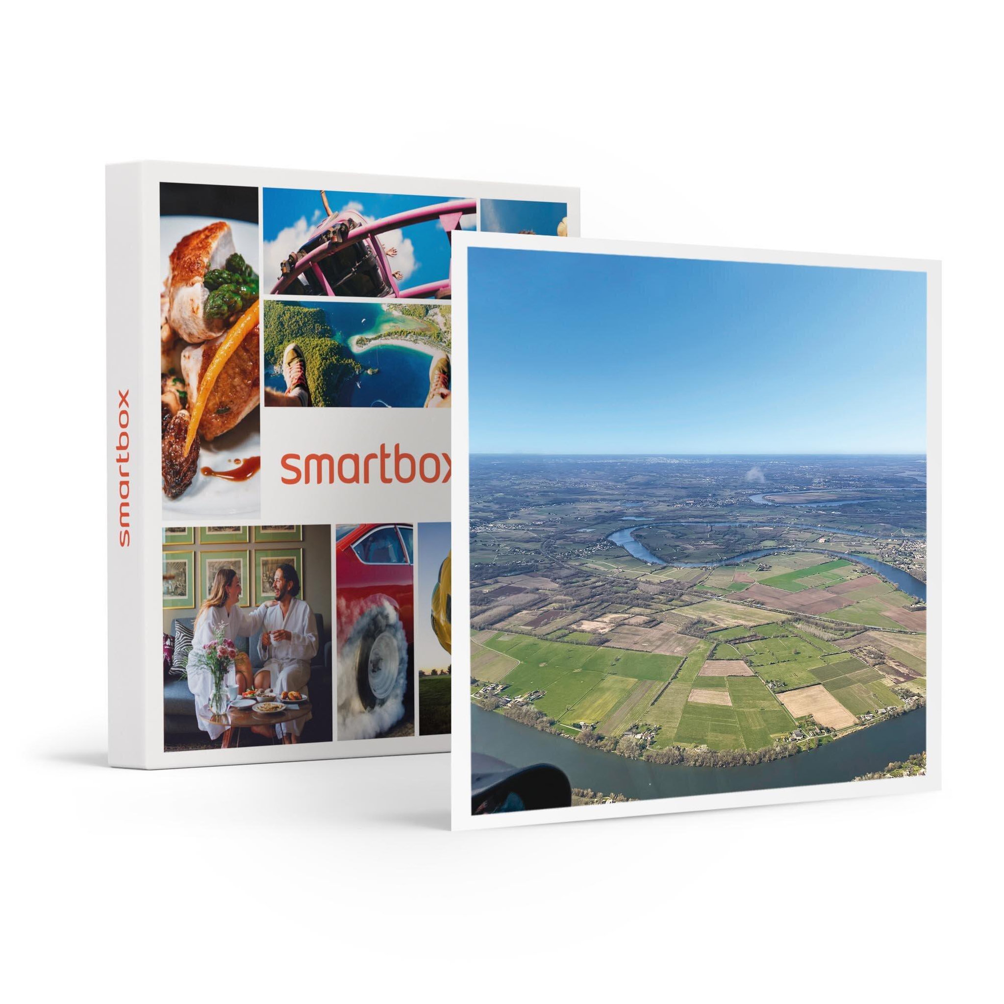 Voir la diapositive 1 : Smartbox Vol en hélicoptère de 20 min au-dessus de Saint-Émilion - Coffret Cadeau Sport & Aventure