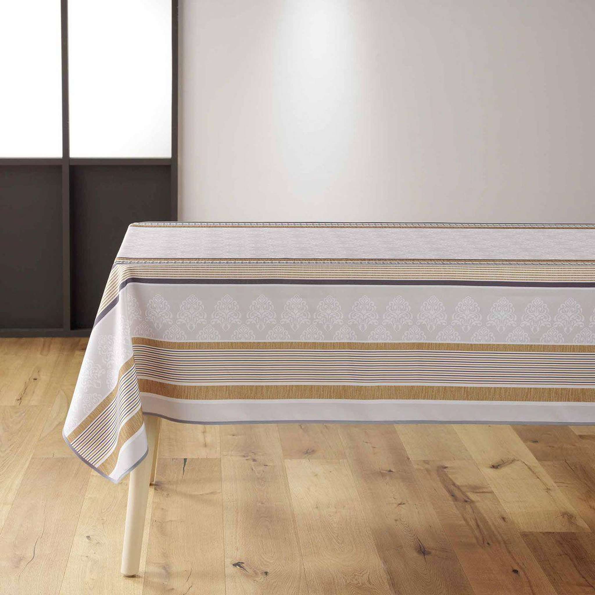 Douceur d'Intérieur Nappe imprimé  impérial  150x240cm multicolore