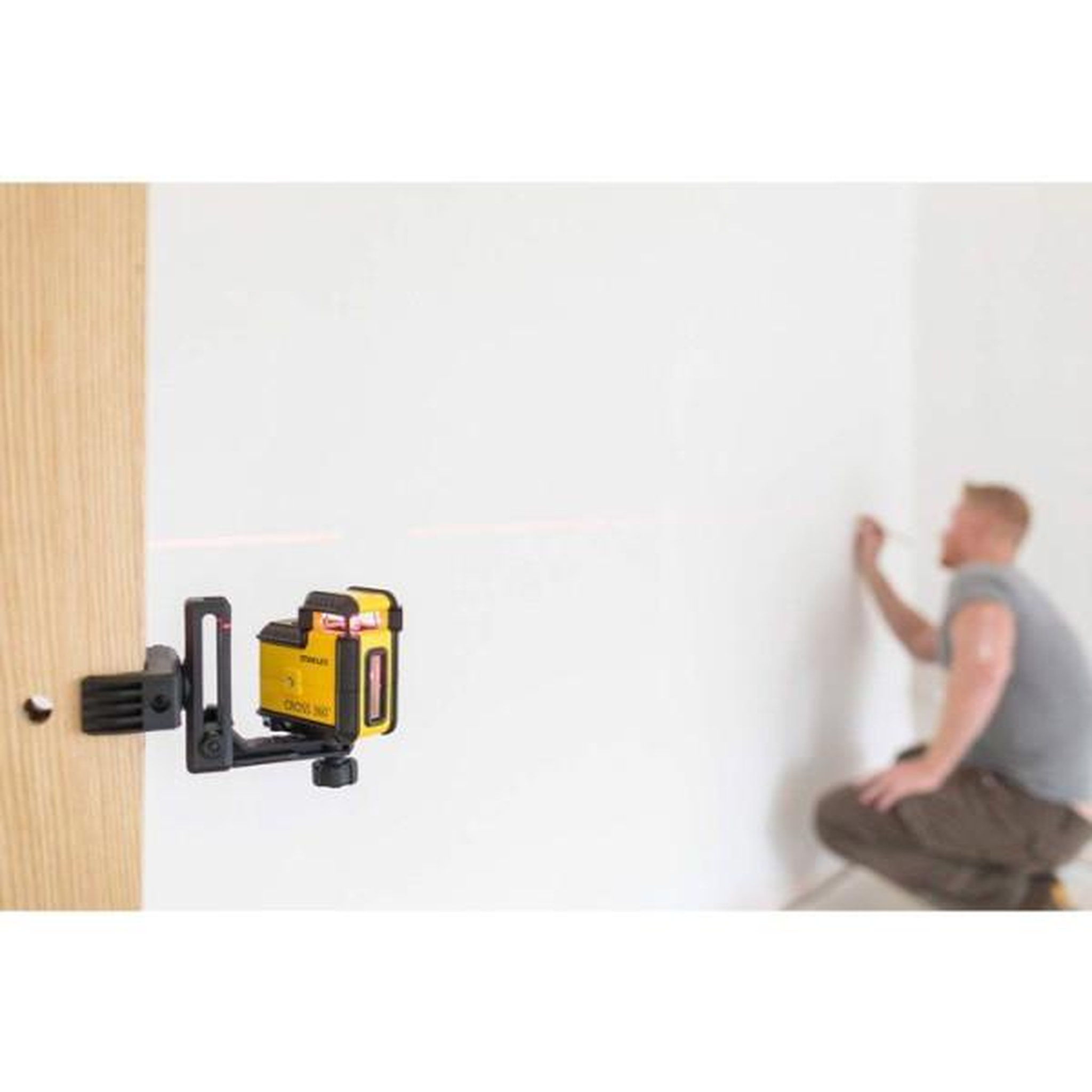Voir la diapositive 3 : Stanley Kit niveau laser 360° + trépied - stanley - stht77640-1 - piles - rouge
