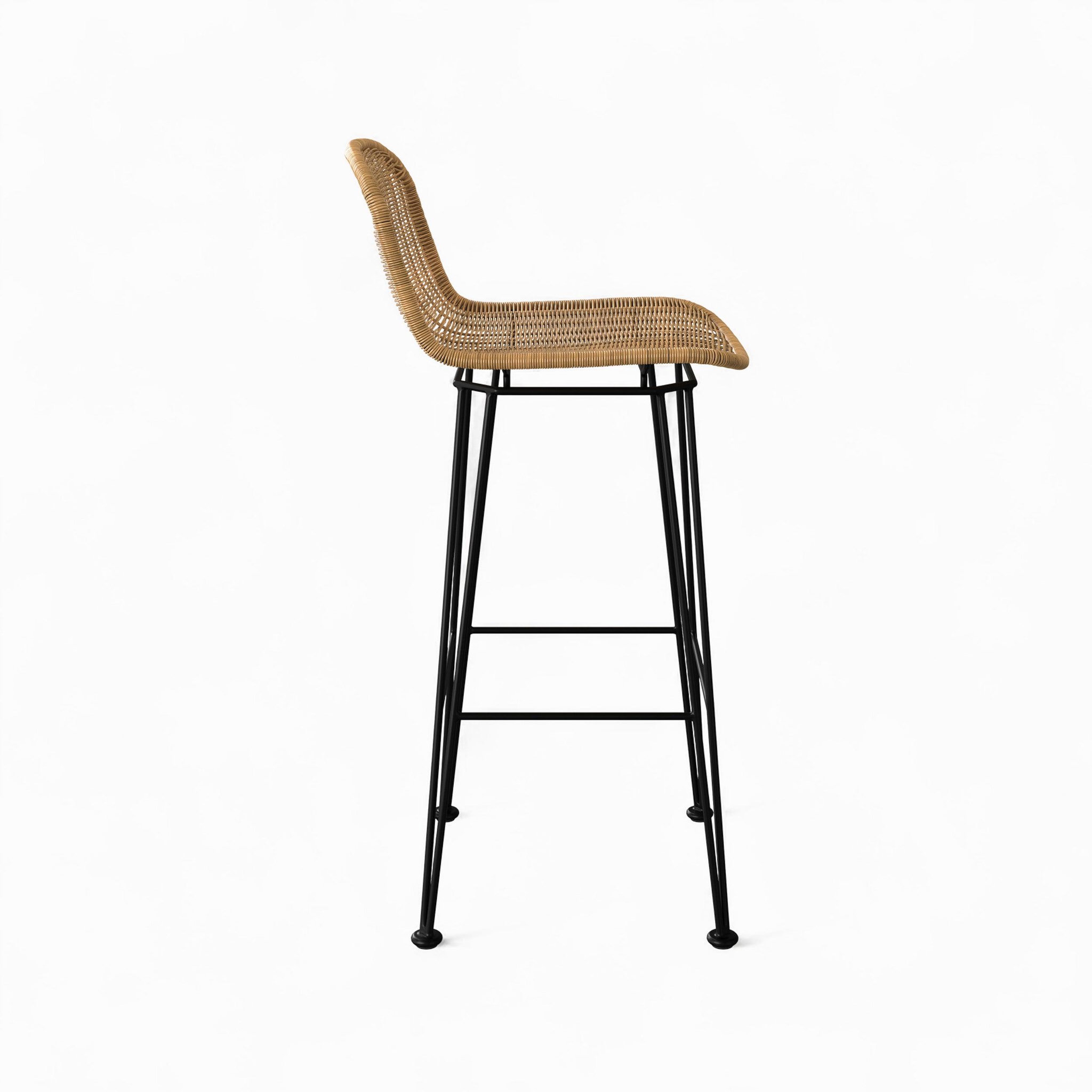 Voir la diapositive 3 : MAISON PAVANE Lot de 2 chaises de bar 76 cm en résine tressée marron-jigani