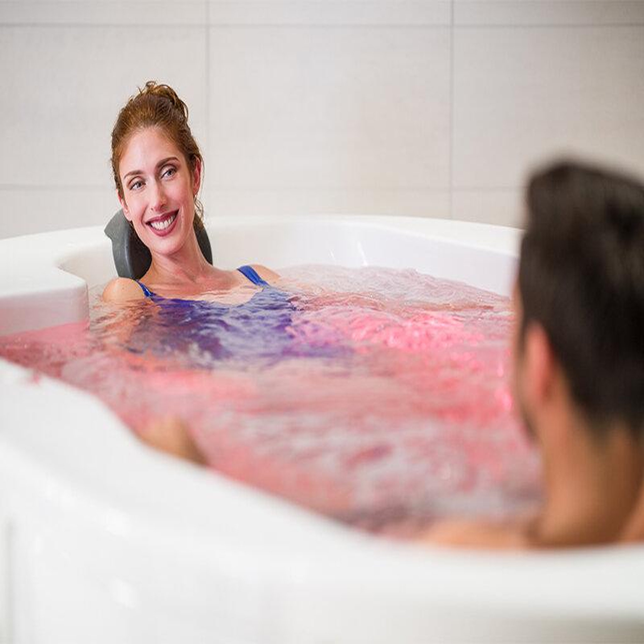 Voir la diapositive 2 : Smartbox Détente en duo : 4h d'accès aux installations bien-être des thermes de vittel - coffret cadeau bien-être
