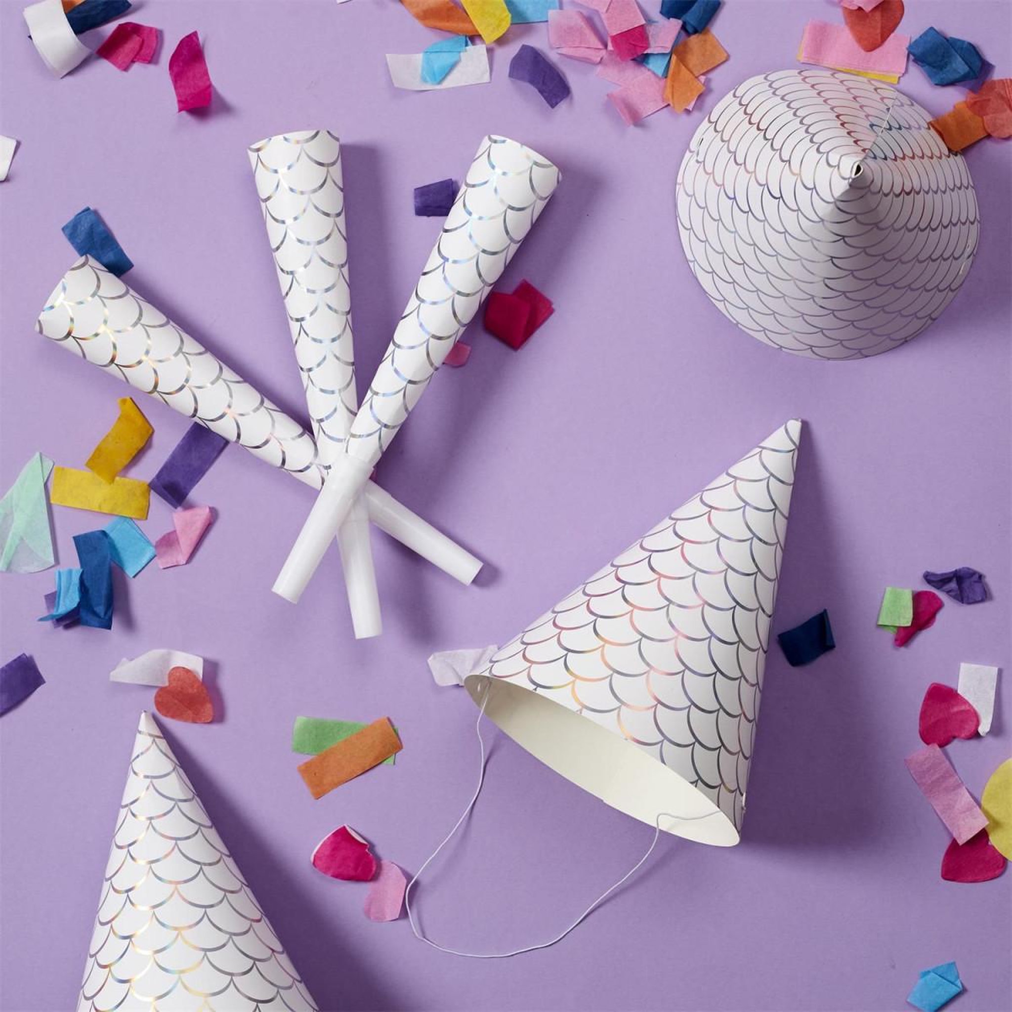 Voir la diapositive 2 : PARTY TIME Lot de 6 chapeaux de fête  sirène  17cm blanc