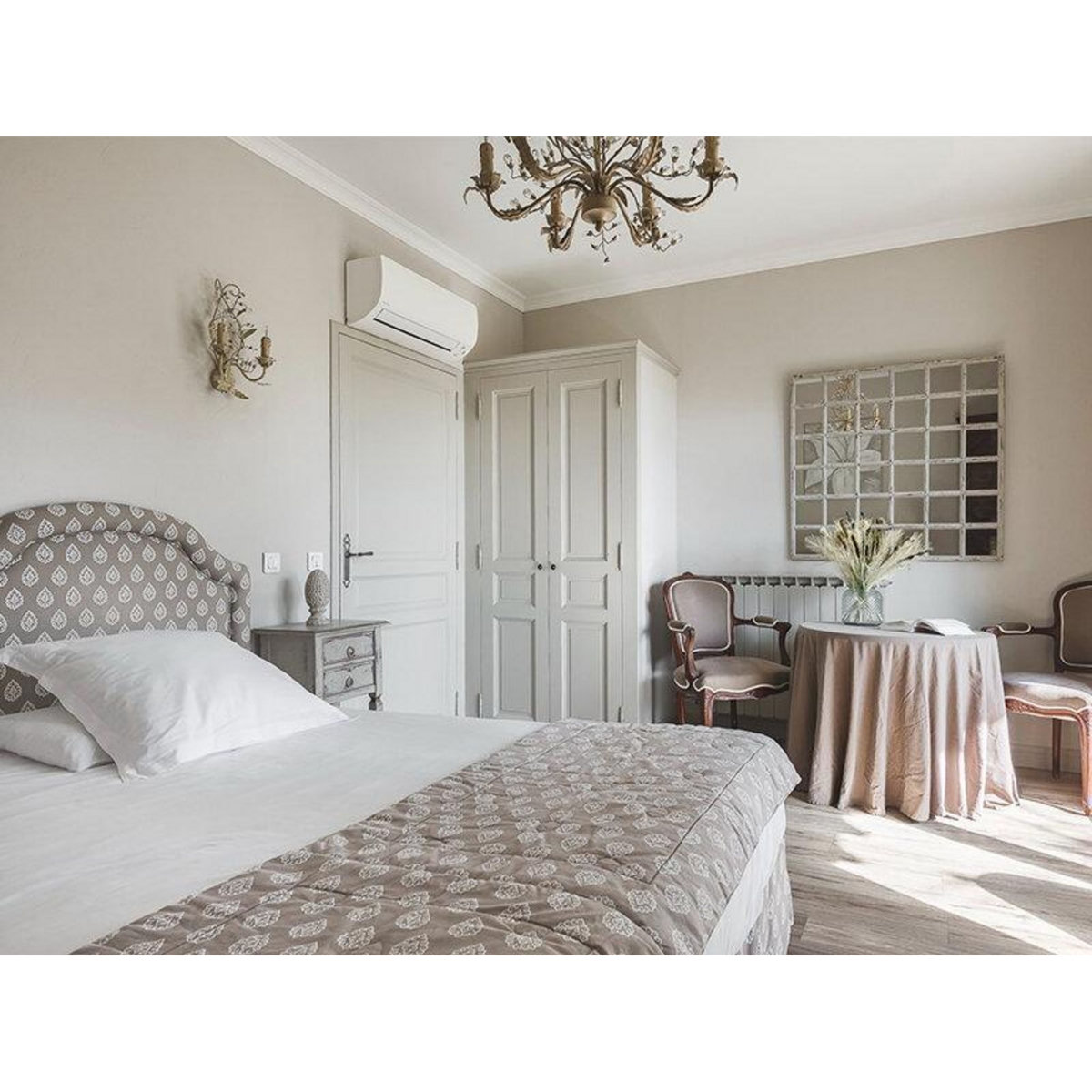 Smartbox 3 jours en famille dans un hôtel 4* près d'Avignon - Coffret Cadeau Séjour