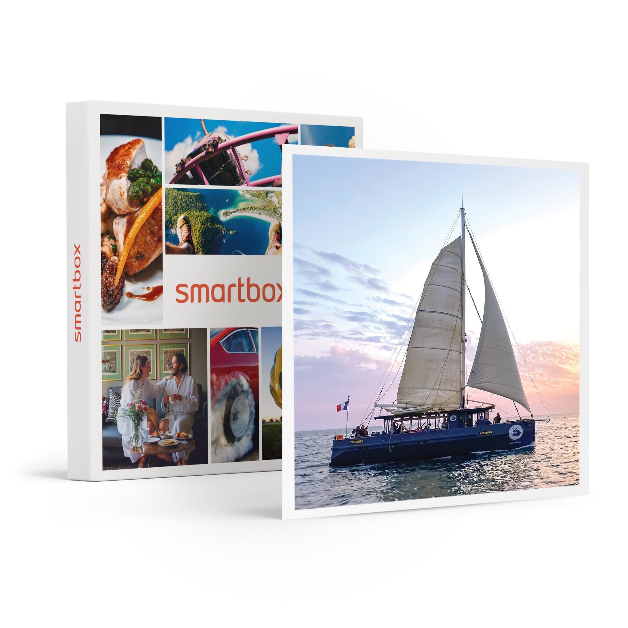 Voir la diapositive 1 : Smartbox Balade de 3h à bord d'un ancien voilier de course au large de La Rochelle - Coffret Cadeau Sport & Aventure