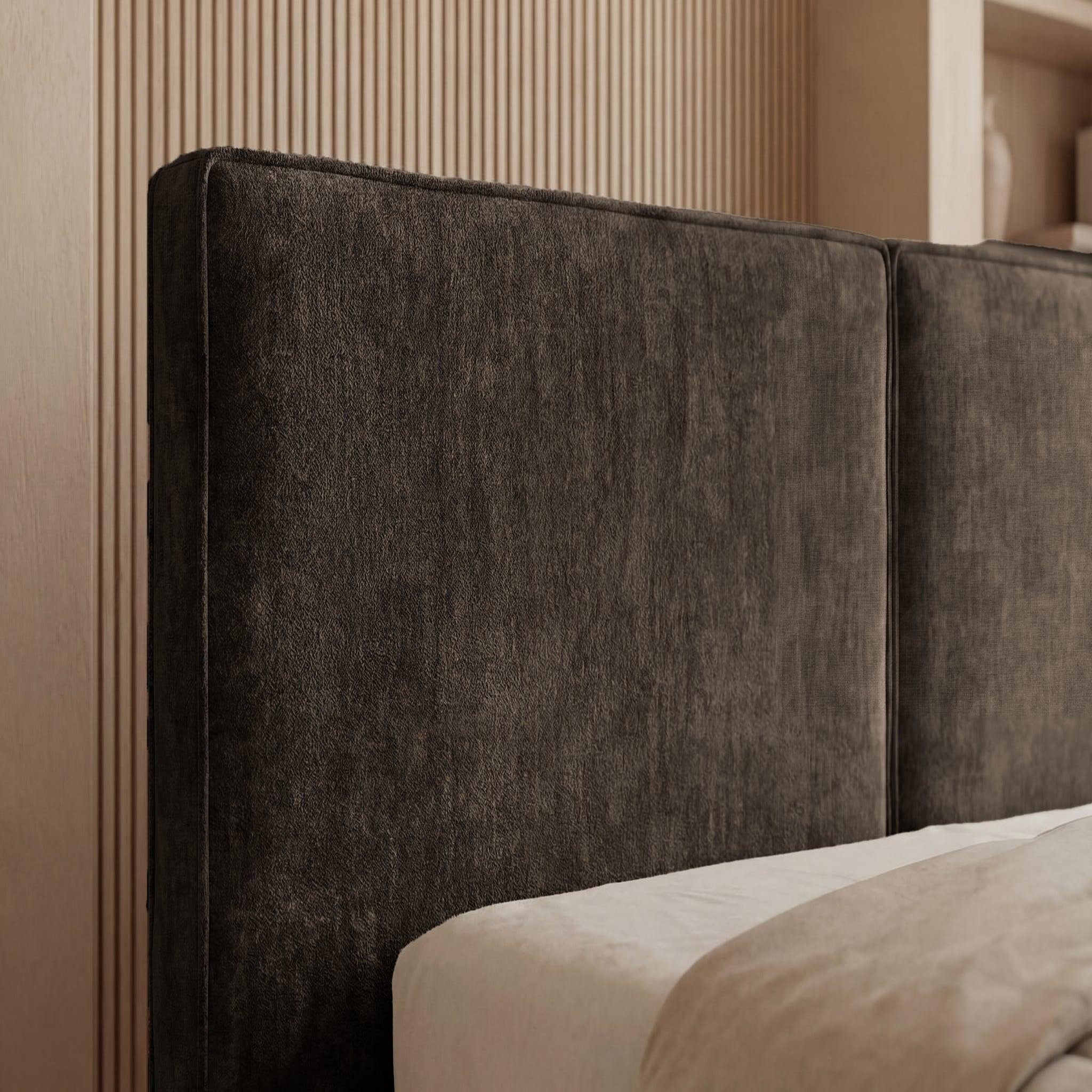 Voir la diapositive 3 : CASANOVA PARIS Celia - lit coffre tissu velours marron