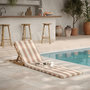 Voir la diapositive 2 : Rendez vous déco Chaise longue de plage pliable en tissu rayé écru et taupe-Balabac