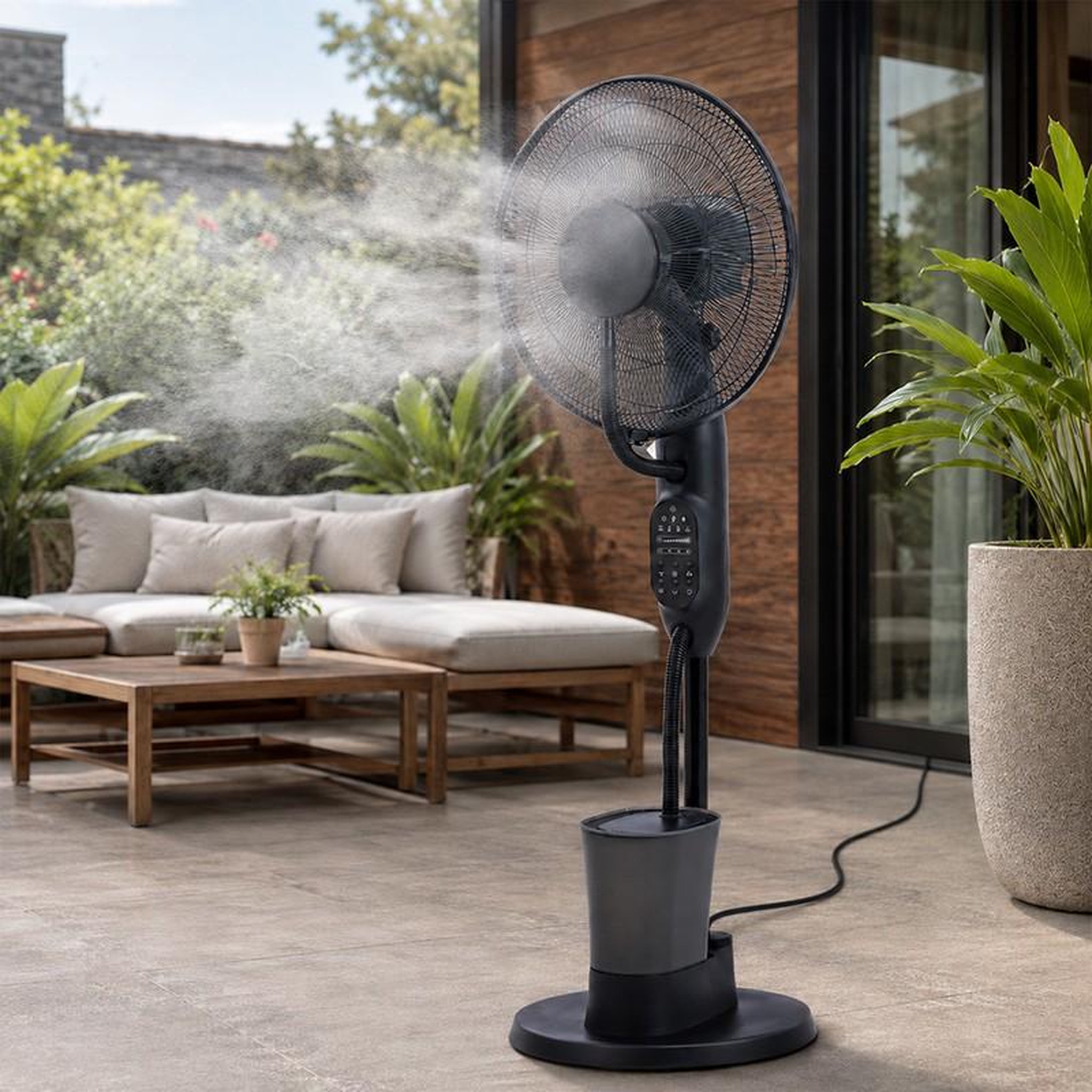 Voir la diapositive 3 : Ventilateur brumisateur sur pied - 40 cm - 75 w