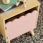 Voir la diapositive 5 : SWEEEK Table de chevet enfant décor bois rose 1 porte. pieds bois de pin - 34 x 23.5 x 52 cm  - Azur