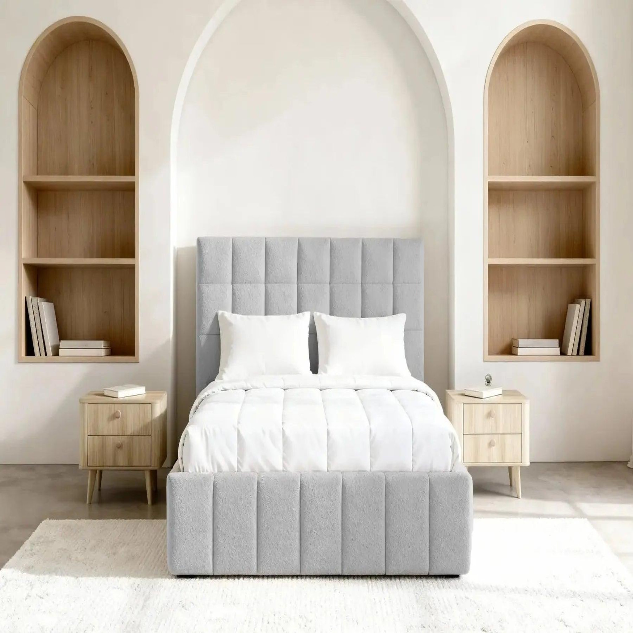 Voir la diapositive 3 : CASANOVA PARIS Florence - lit coffre tissu chenille