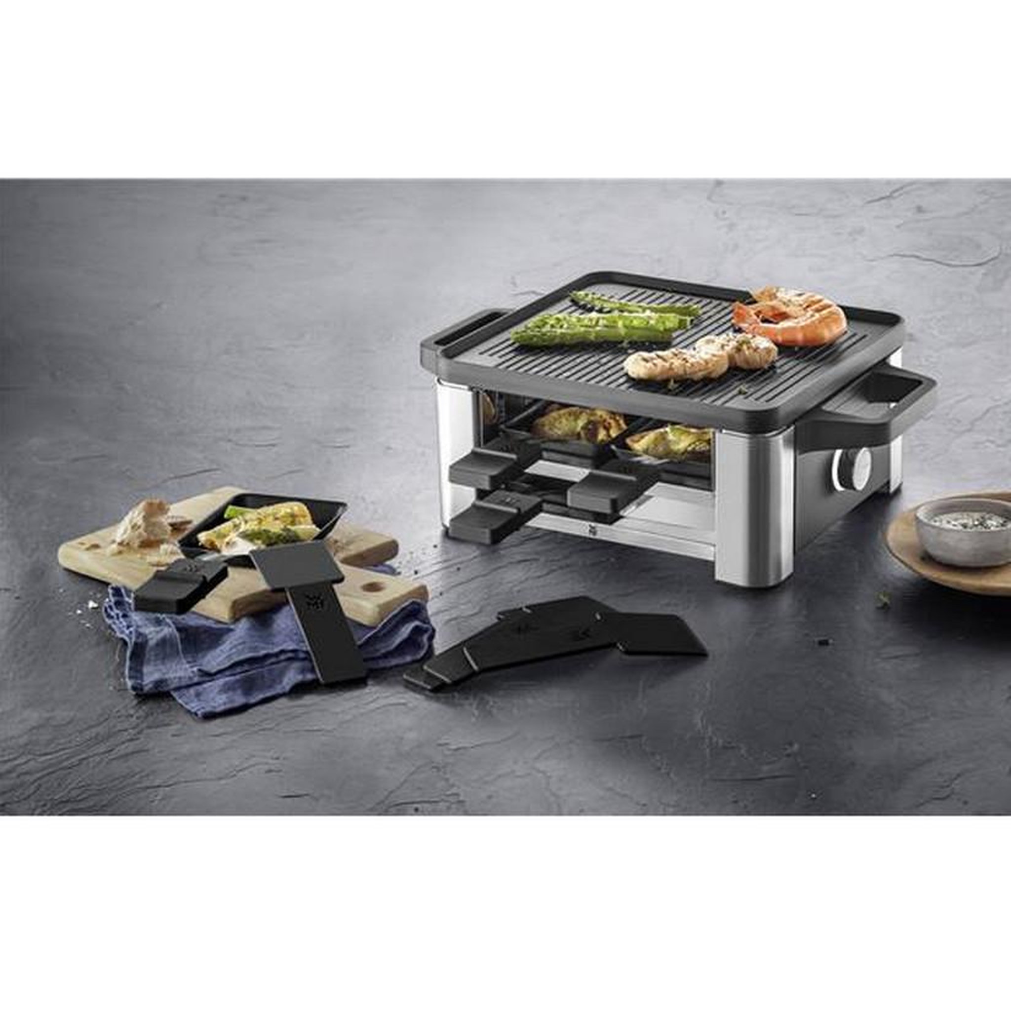 Voir la diapositive 5 : WMF Appareil à raclette 4 personnes 870w - 0415390011