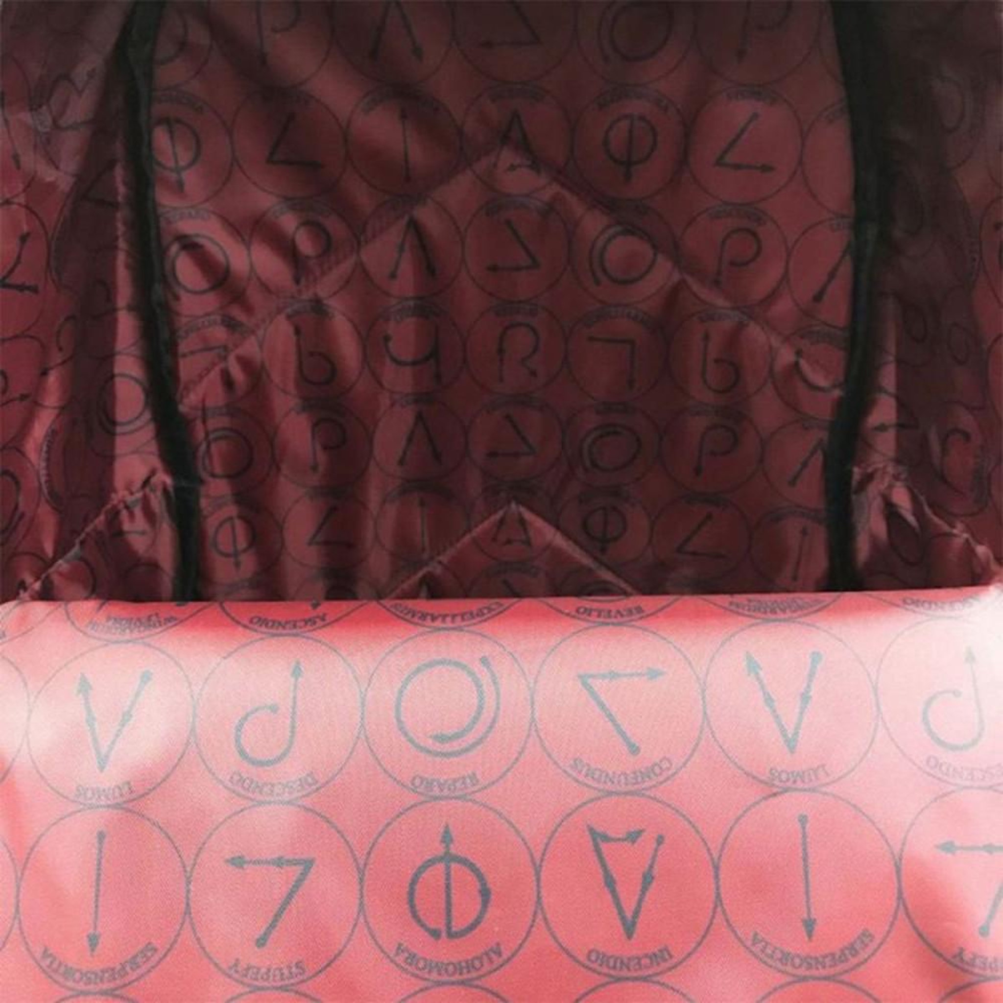 Voir la diapositive 3 : GROOVY Sac à dos Harry Potter Gryffindor adulte noir bourgogne en polyester 38 x 28 x 15 cm