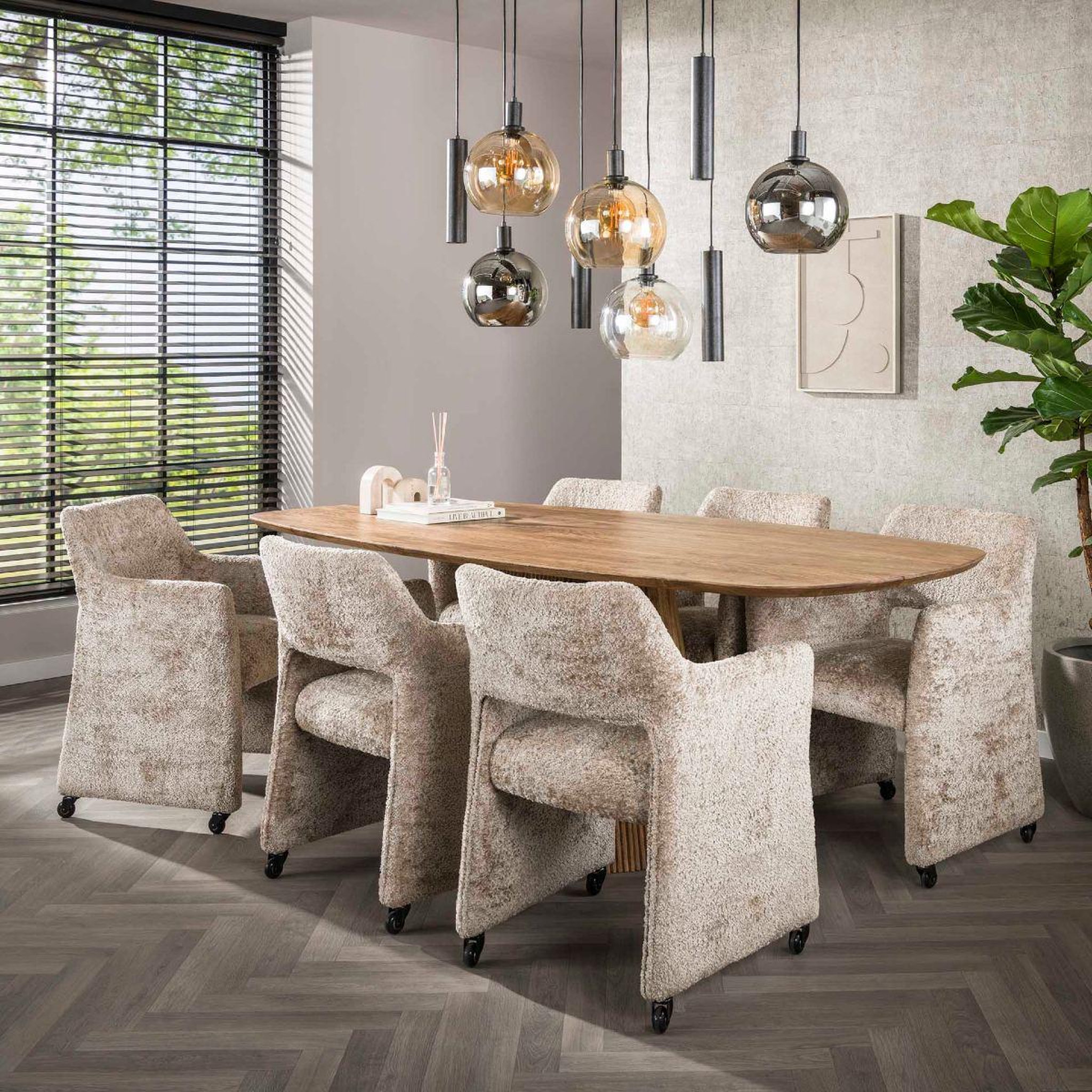 Voir la diapositive 3 : JLC KREATION Chaise-fauteuil en tissu beige avec roulettes ely (lot de 2)