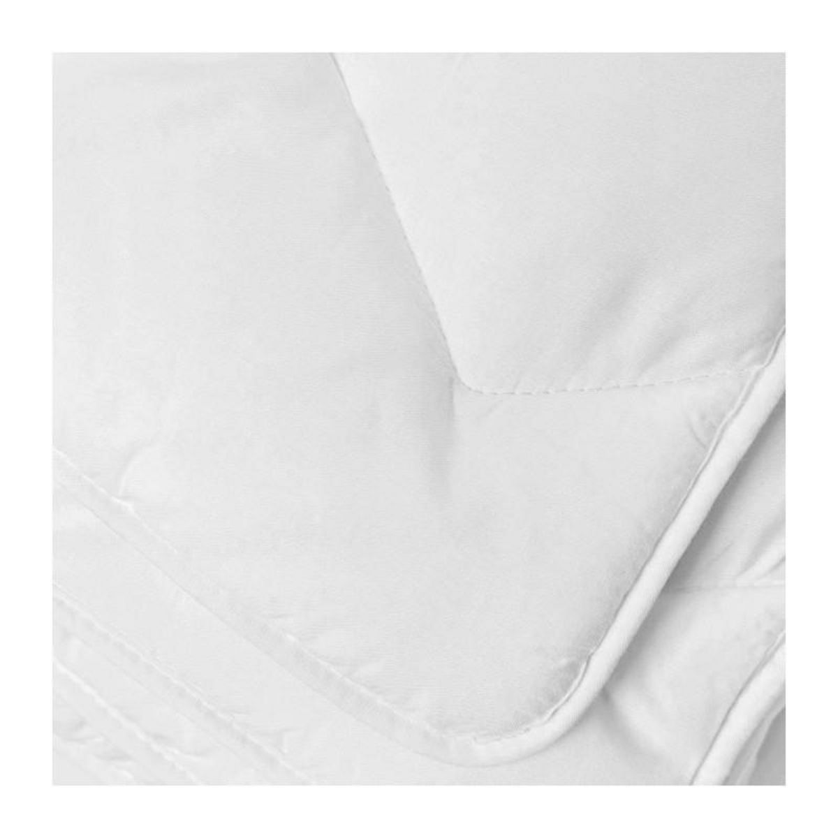 Toison d'or TOISON D'OR - Couette Bamboo tempérée (300g/m²) - 220x240cm - Chaleur tempérée - Viscose de bambou - 2 personnes - Blanc