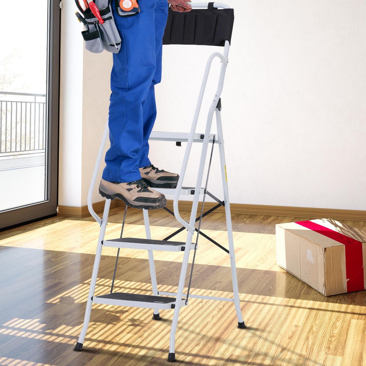 HOMCOM HOMCOM Escabeau pliable 4 marches XL antidérapantes double garde corps hauteur max. 1,55 m charge max. 150 Kg pochette outils intégrée acier blanc noir