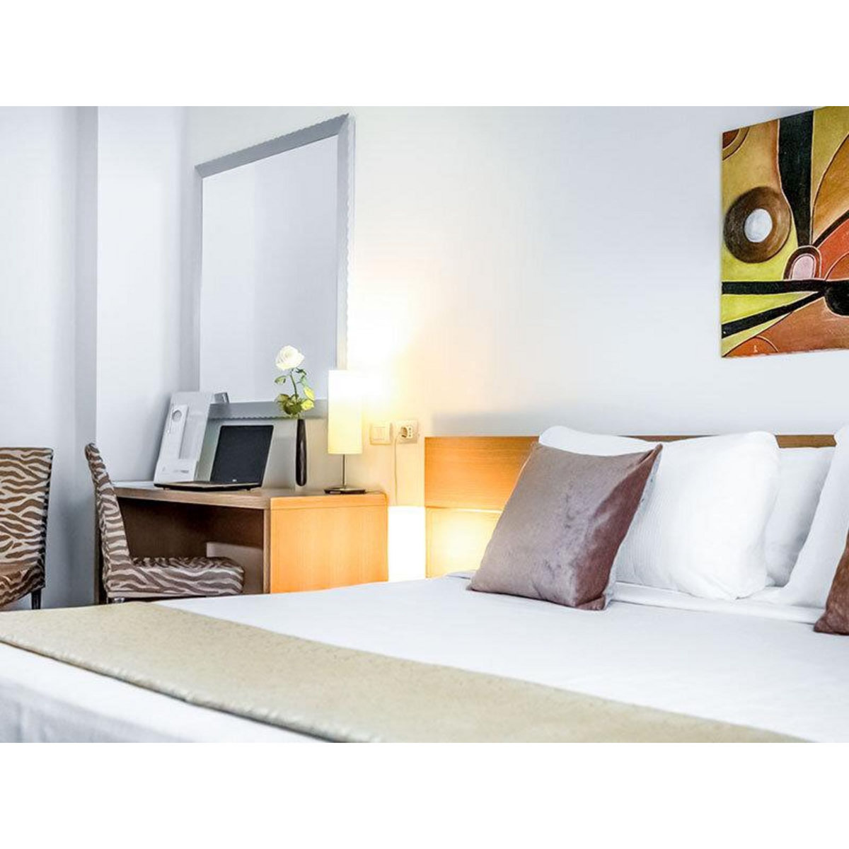 Smartbox Luxueuse parenthèse de charme en hôtel 4* en Europe - Coffret Cadeau Séjour