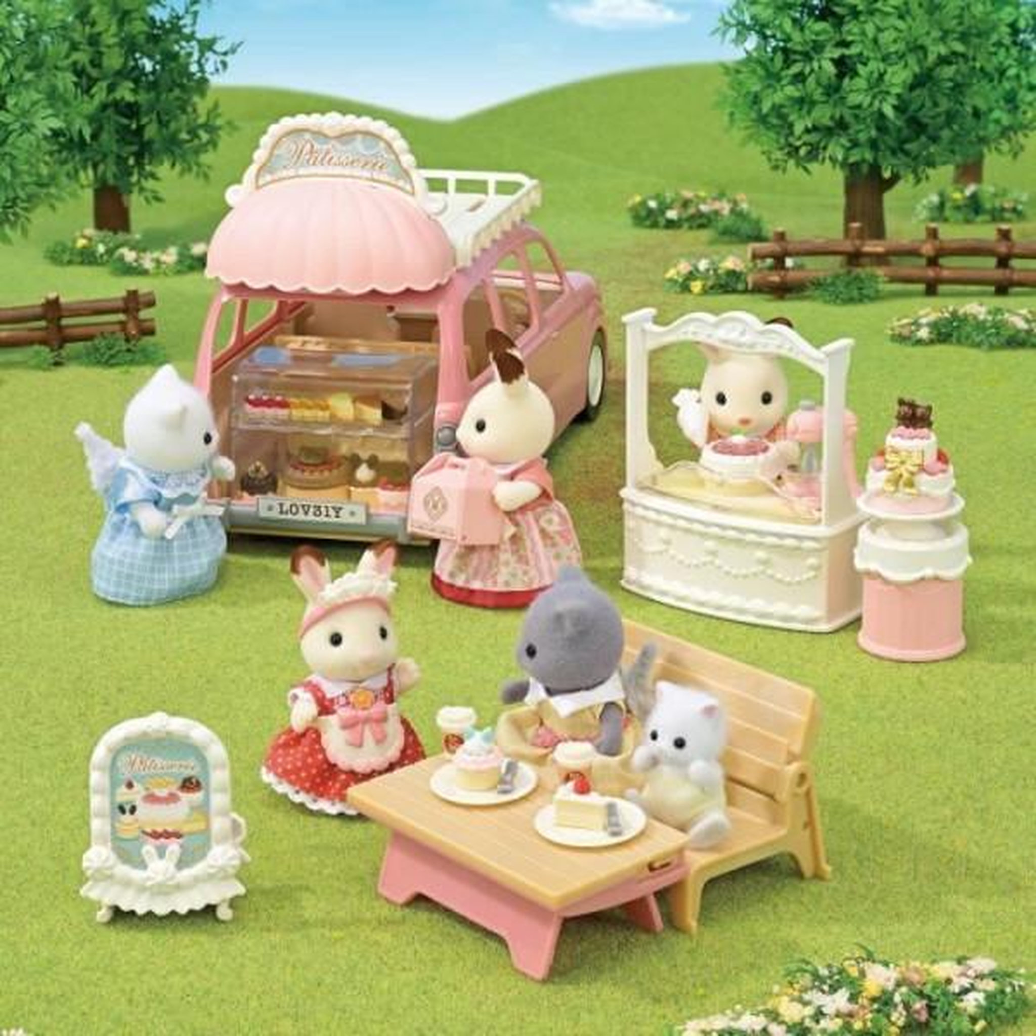 Voir la diapositive 4 : Sylvanian Families Le coffret pâtisserie - SYLVANIAN FAMILIES - 5807