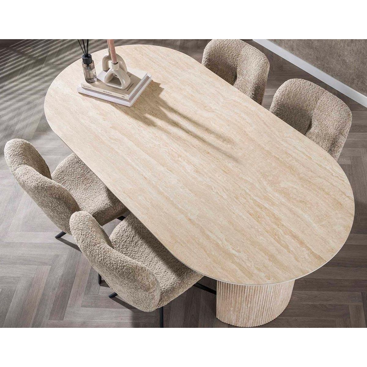 LISA DESIGN Maeva - table à manger - bois effet travertin - 6 personnes