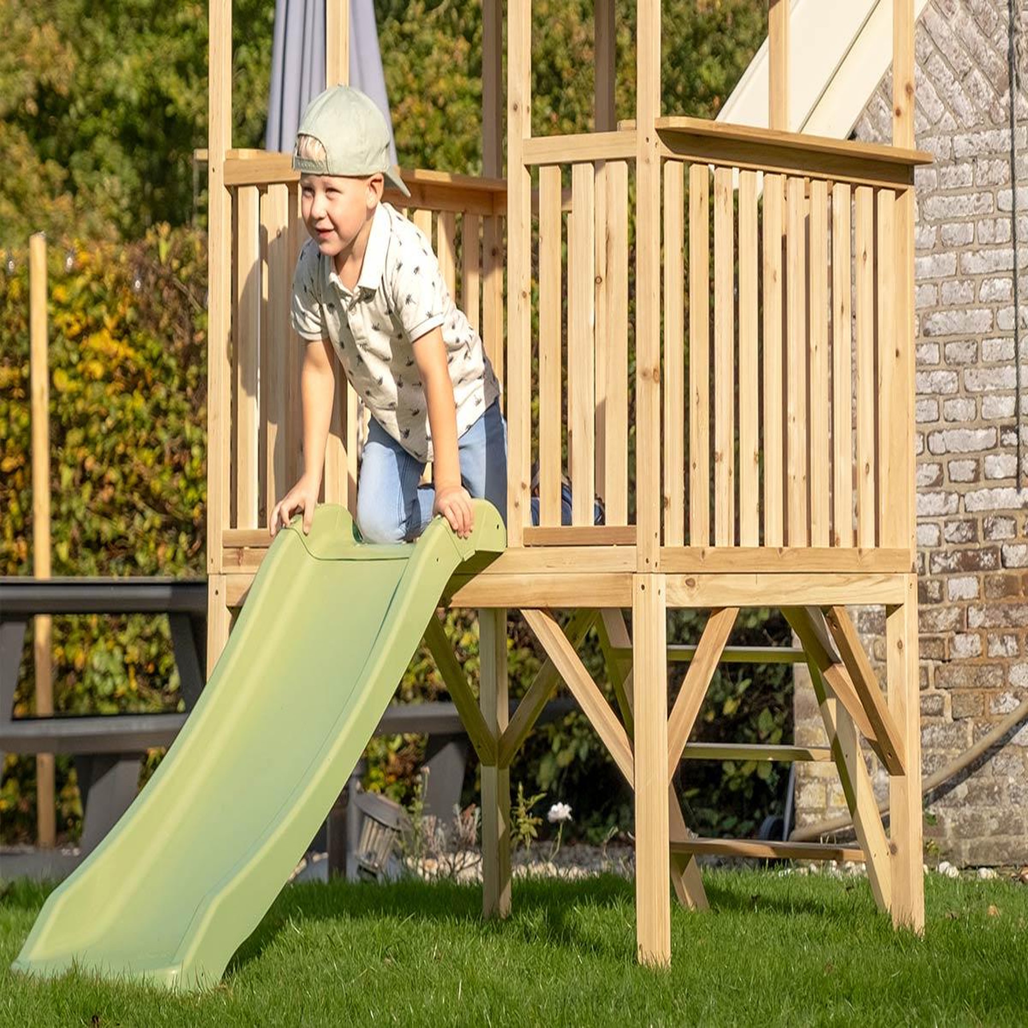Voir la diapositive 5 : EXIT TOYS Maisonnette en bois pour enfants Panorama 300 - Exit Toys