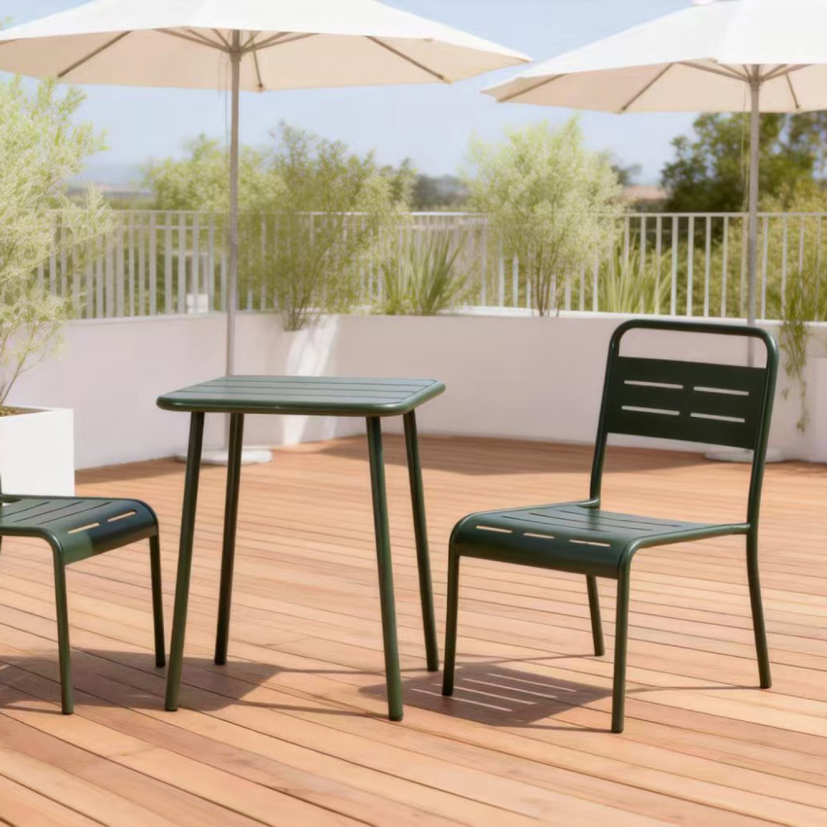 CONCEPT USINE Table carrée 2 places 50x50cm vert BERGAME