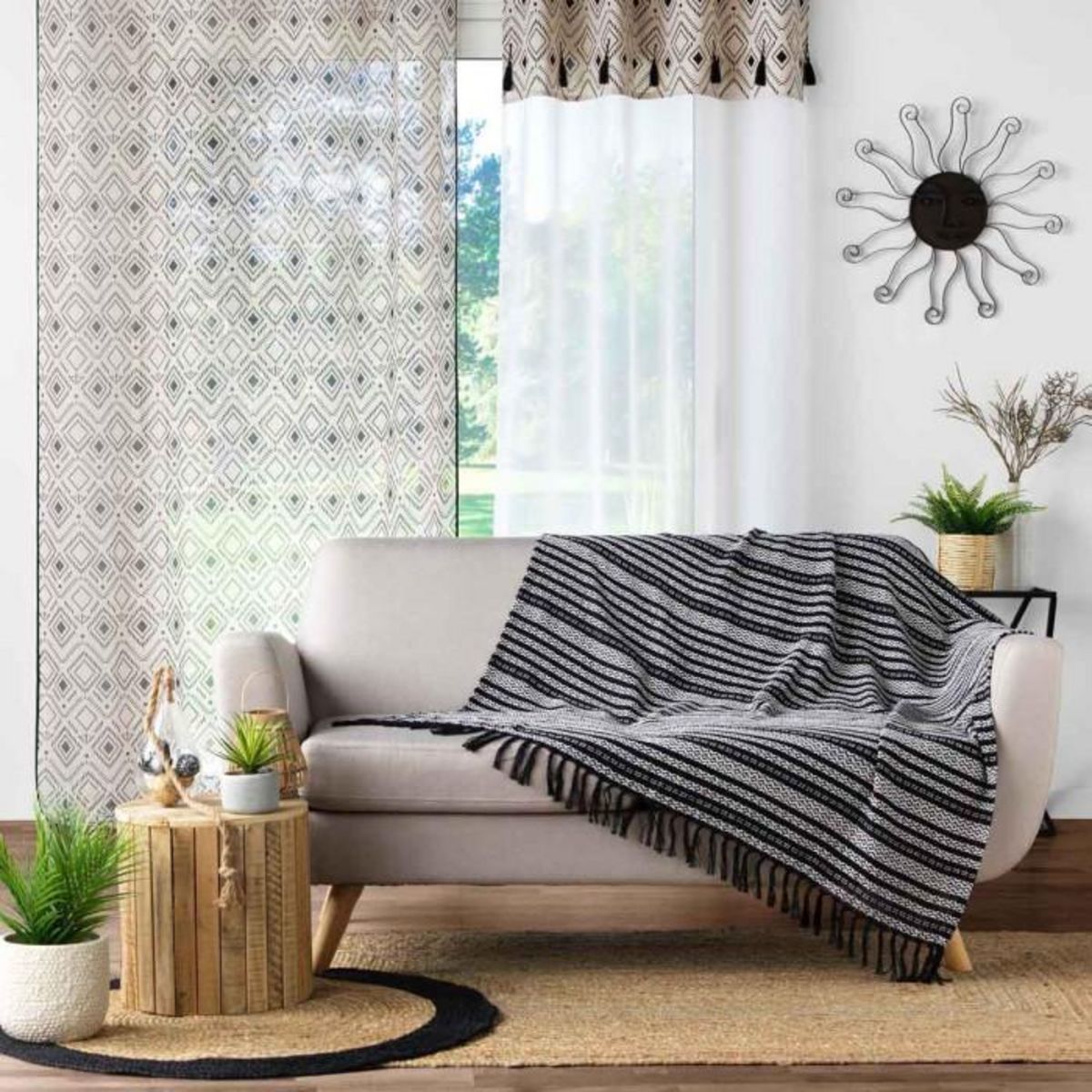 Paris Prix Plaid Déco à Franges  Tissia  120x150cm Noir