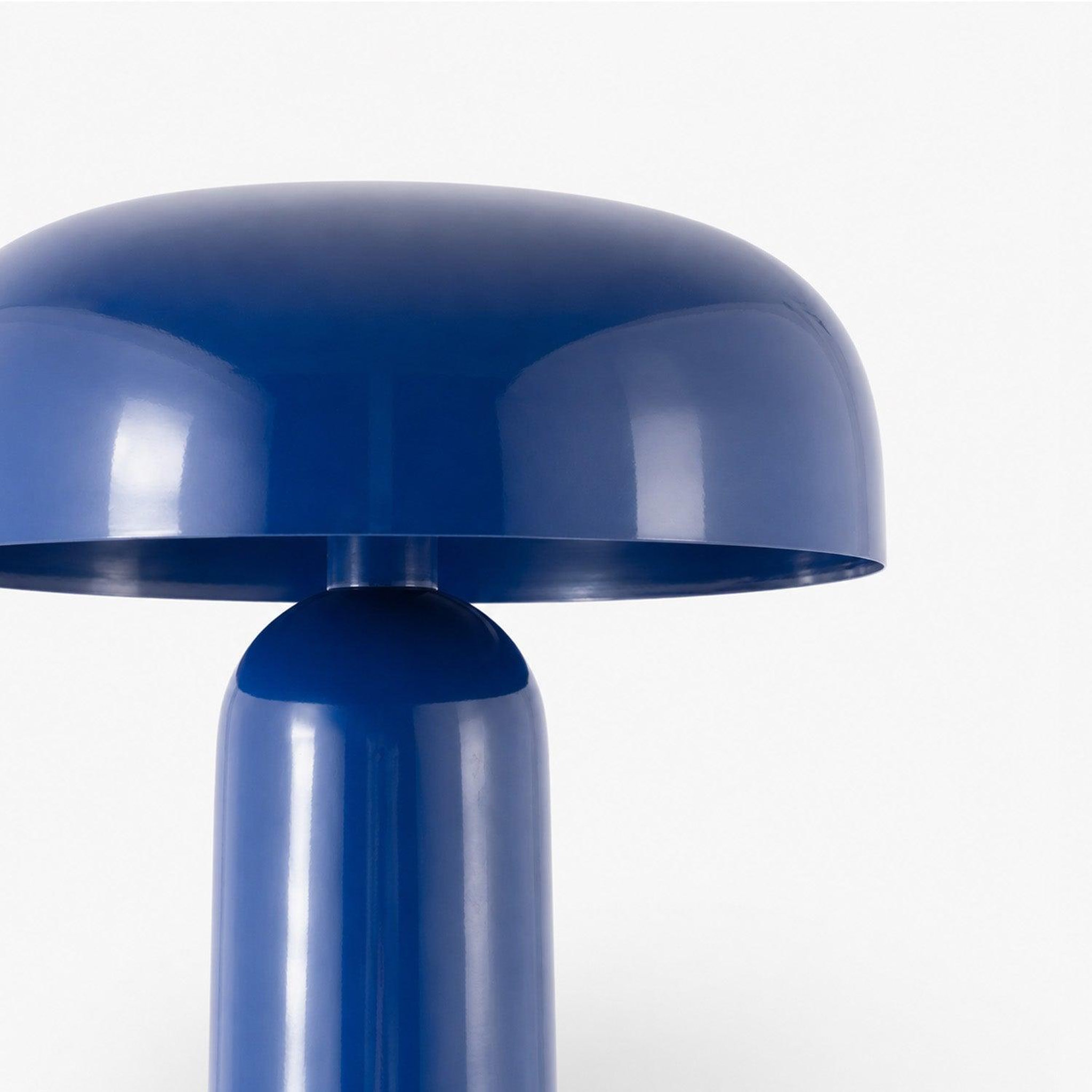 Voir la diapositive 3 : MAISON PAVANE Lampadaire en métal bleu foncé-livia
