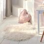 Voir la diapositive 5 : Atmosphera Kids Tapis imitiation fourrure enfant Douceur - L. 60 x l. 90 cm - Blanc