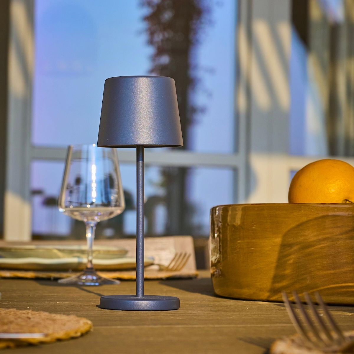 Lumisky Mini lampe de table KELLY MINI Gris anthracite Aluminium H22cm