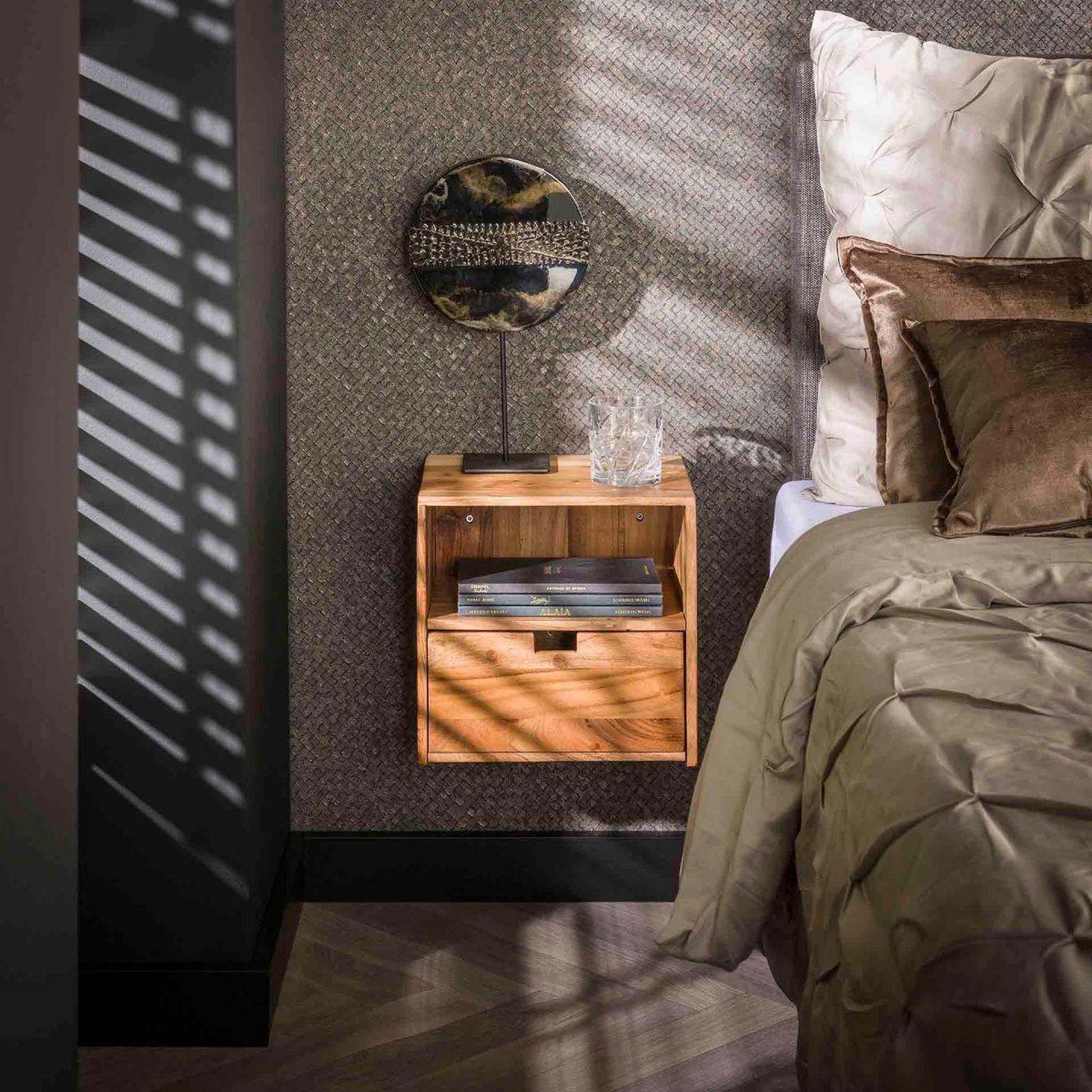 Voir la diapositive 2 : JLC KREATION Table de chevet en bois massif talf murale 1t (lot de 2)