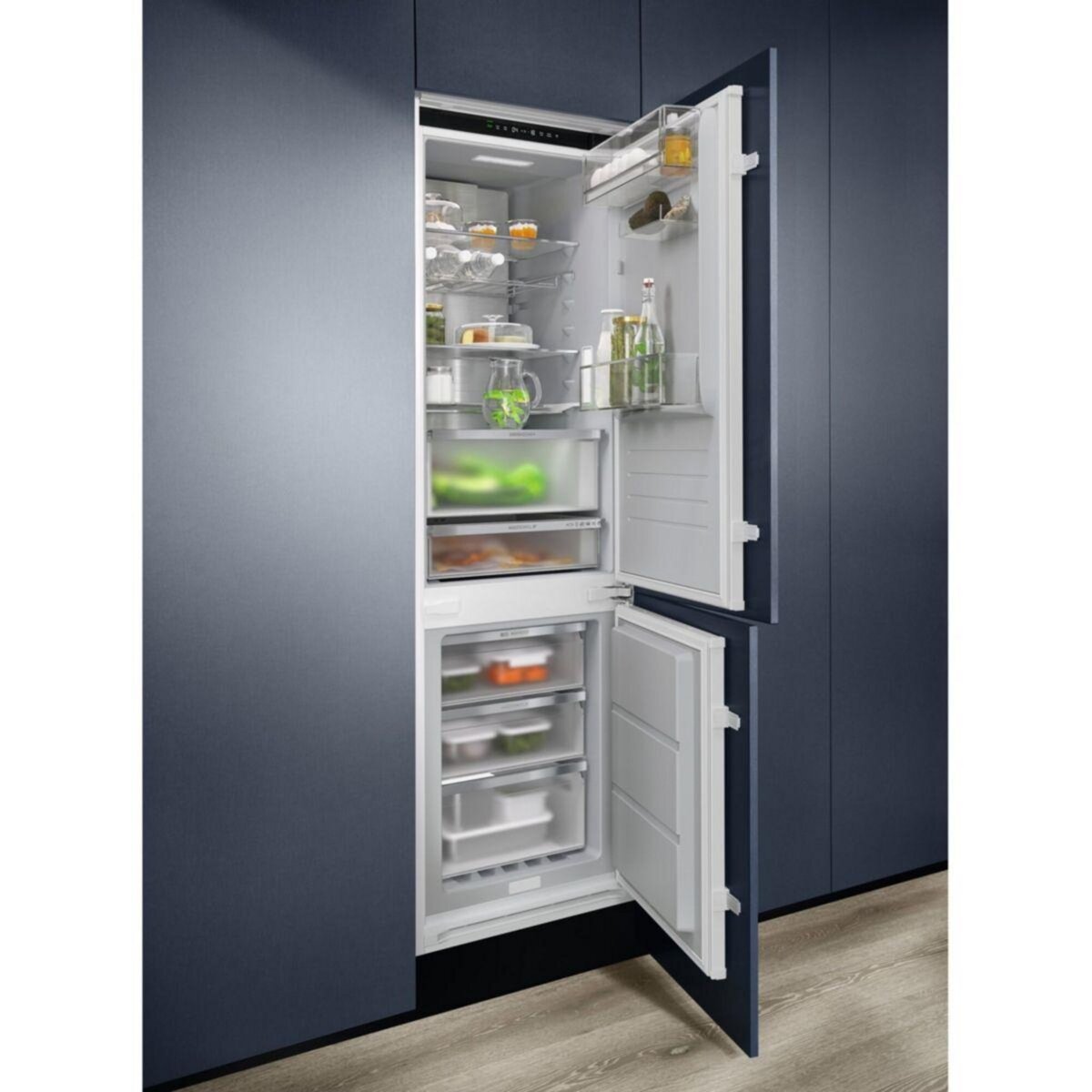 ELECTROLUX Réfrigérateur combiné encastrable ENV9MC18S MultiChill