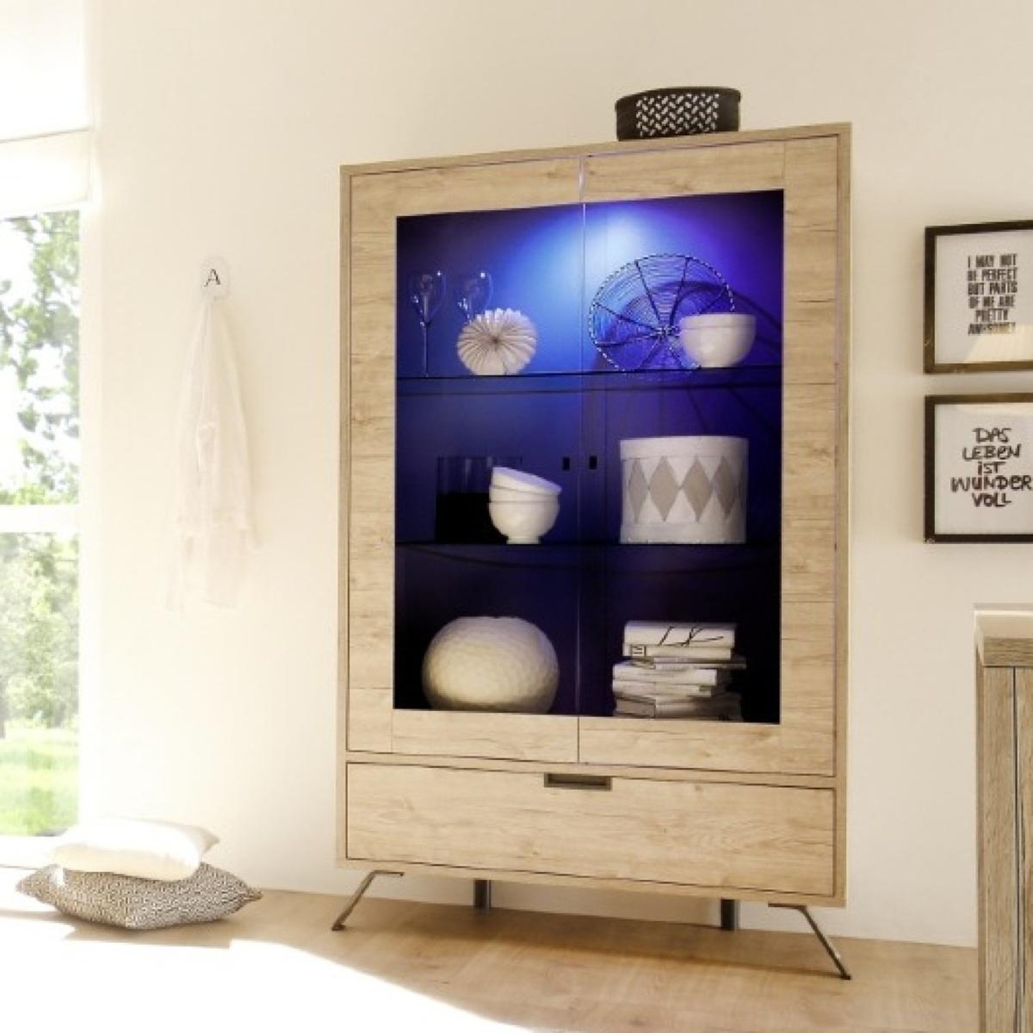Voir la diapositive 2 : JLC KREATION Vitrine moderne en bois 2 portes vitrées DIANA