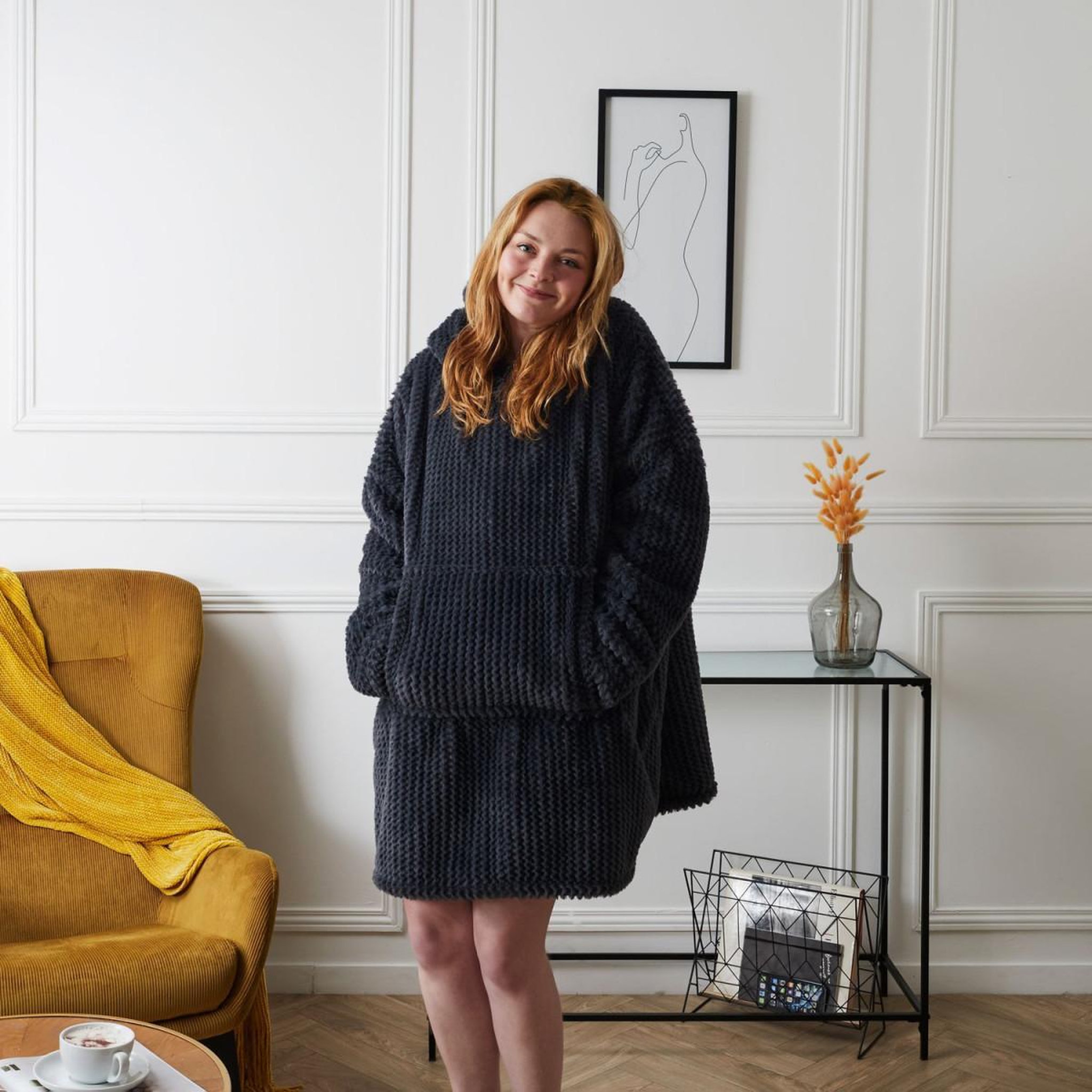 Voir la diapositive 3 : The Home Deco Factory Plaid sweat à capuche  chevron  85x115cm gris foncé