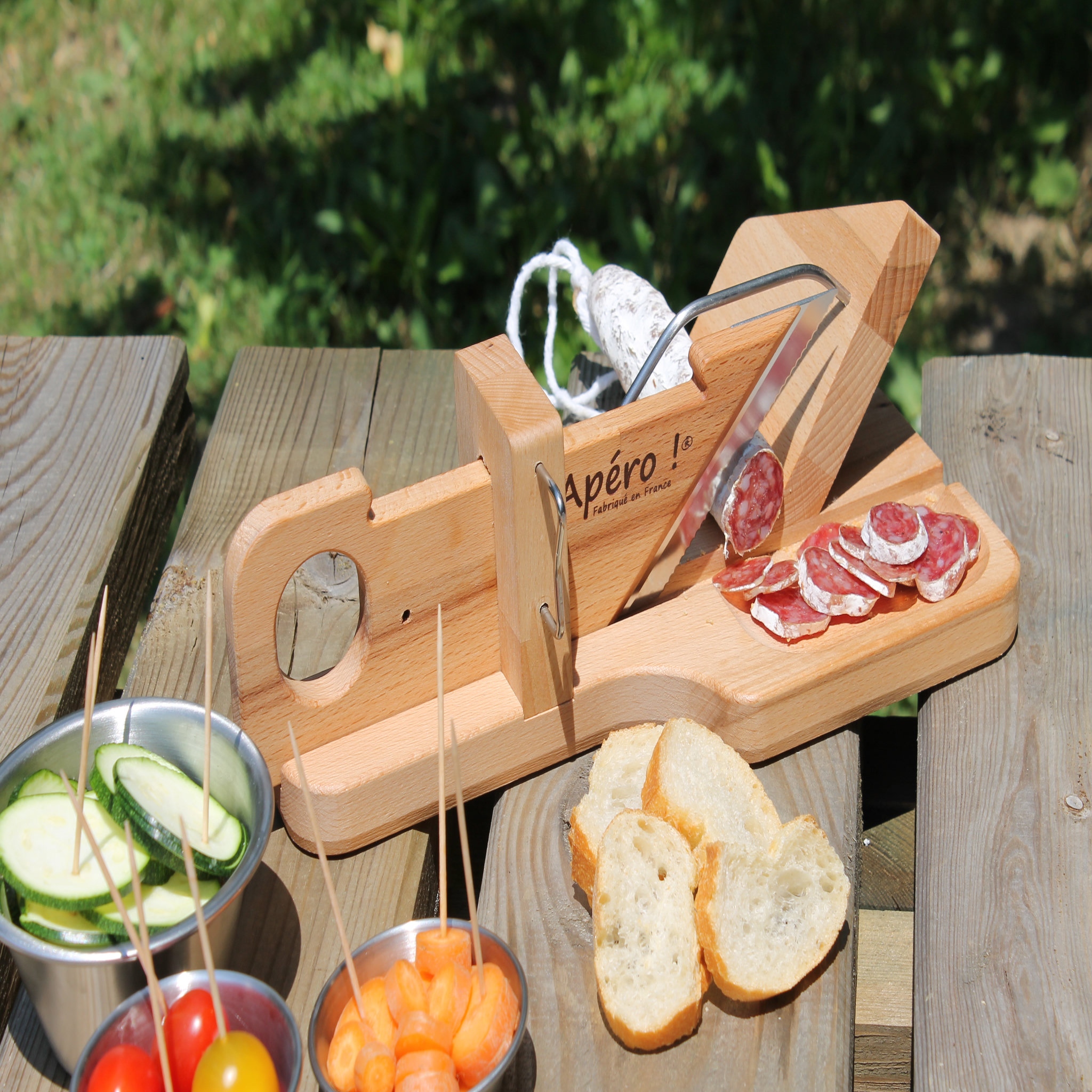 Voir la diapositive 3 : Guillotine à saucisson "So Apéro"