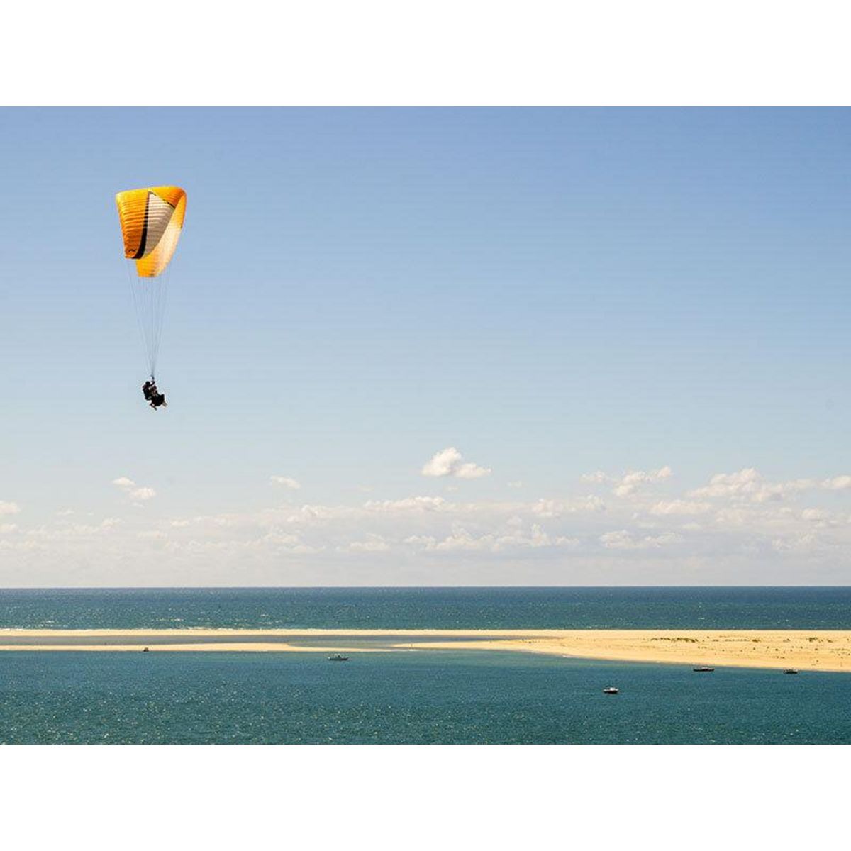 Smartbox Vol en parapente de 20 min au-dessus de la dune du Pilat - Coffret Cadeau Sport & Aventure