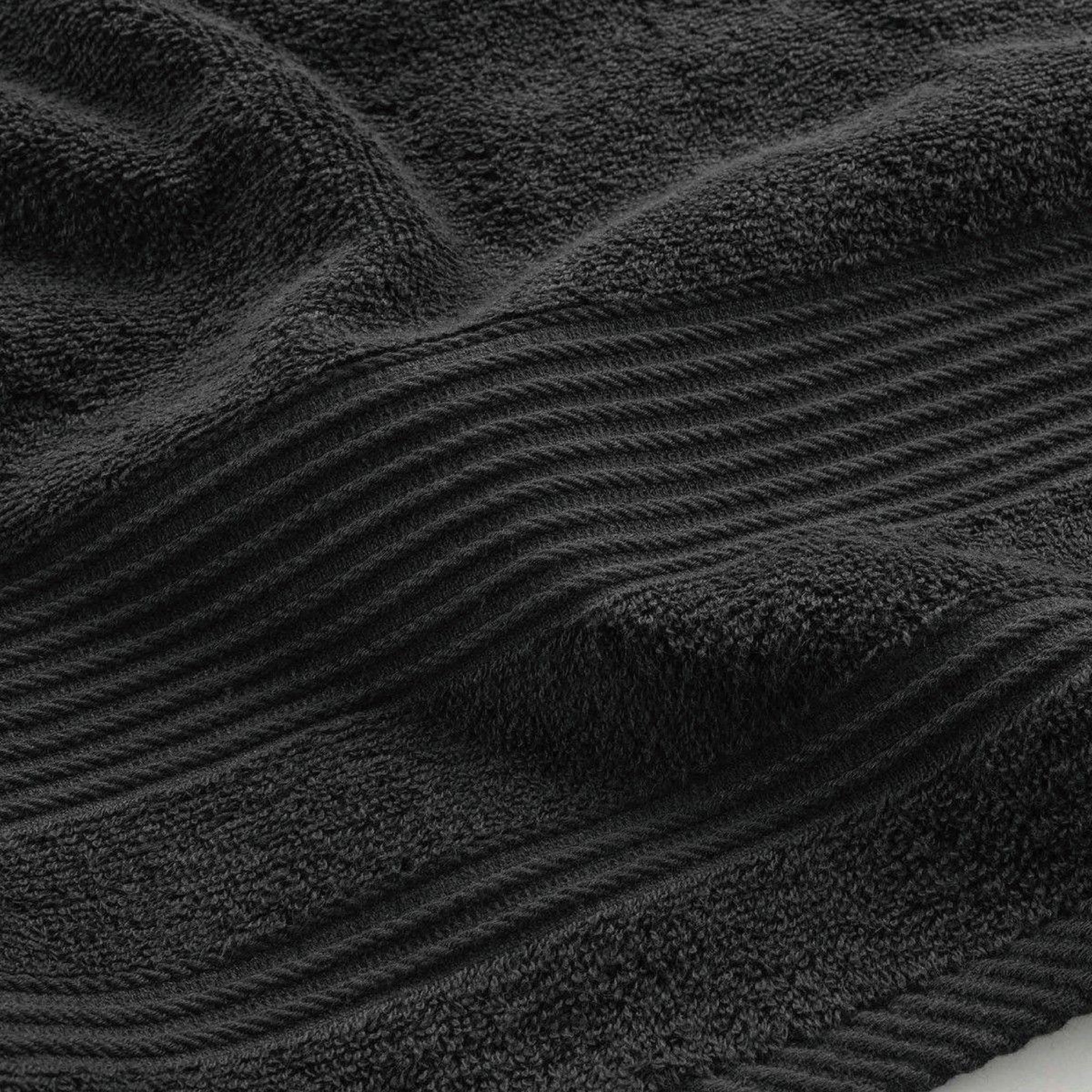 Voir la diapositive 2 : Douceur d'Intérieur Drap de douche  tendresse  70x130cm noir