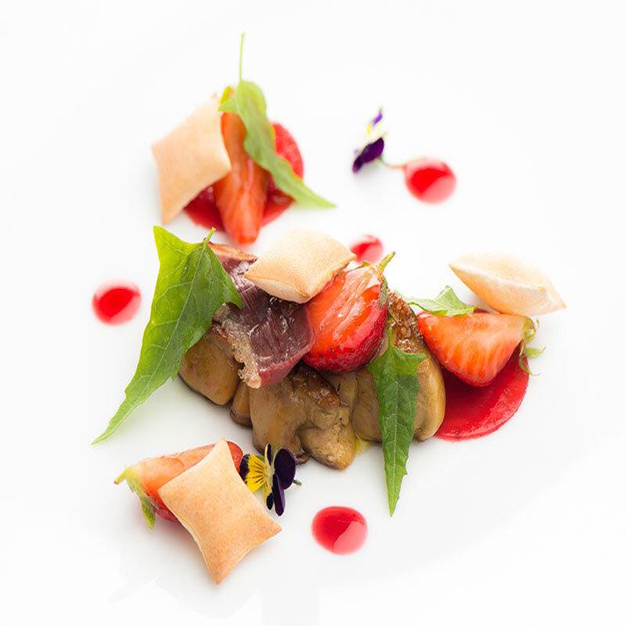 Voir la diapositive 2 : Smartbox Adresses primées : menu 8 plats au restaurant du château de sully à bayeux - coffret cadeau gastronomie