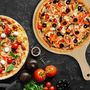 Voir la diapositive 5 : ZENKER Ensemble pour pizza avec une plaque de cuisson four, 4 planches à pizza rondes et une roulette à pizza Fackelmann
