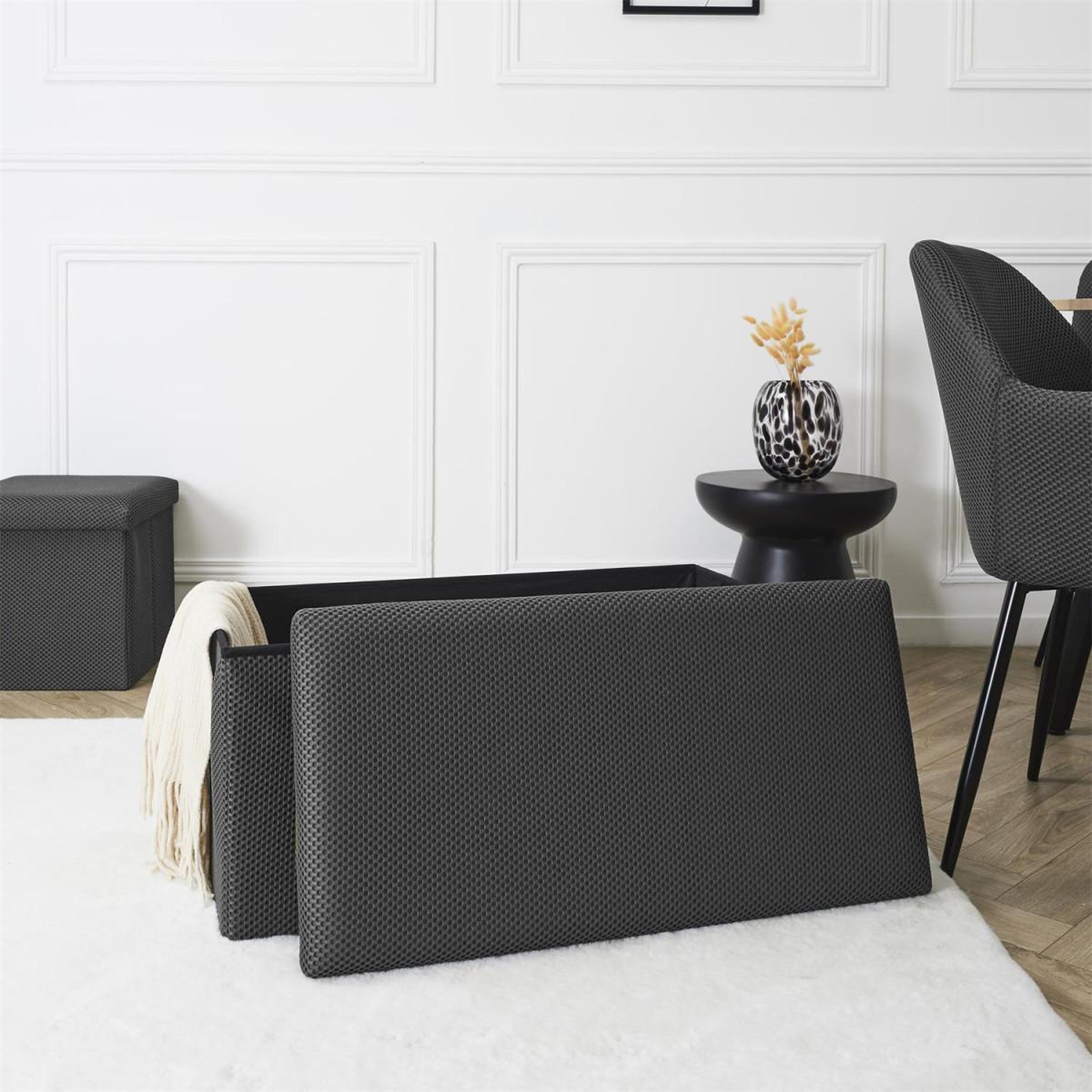 Voir la diapositive 6 : The Home Deco Factory Banquette coffre pliable  atome  76cm gris