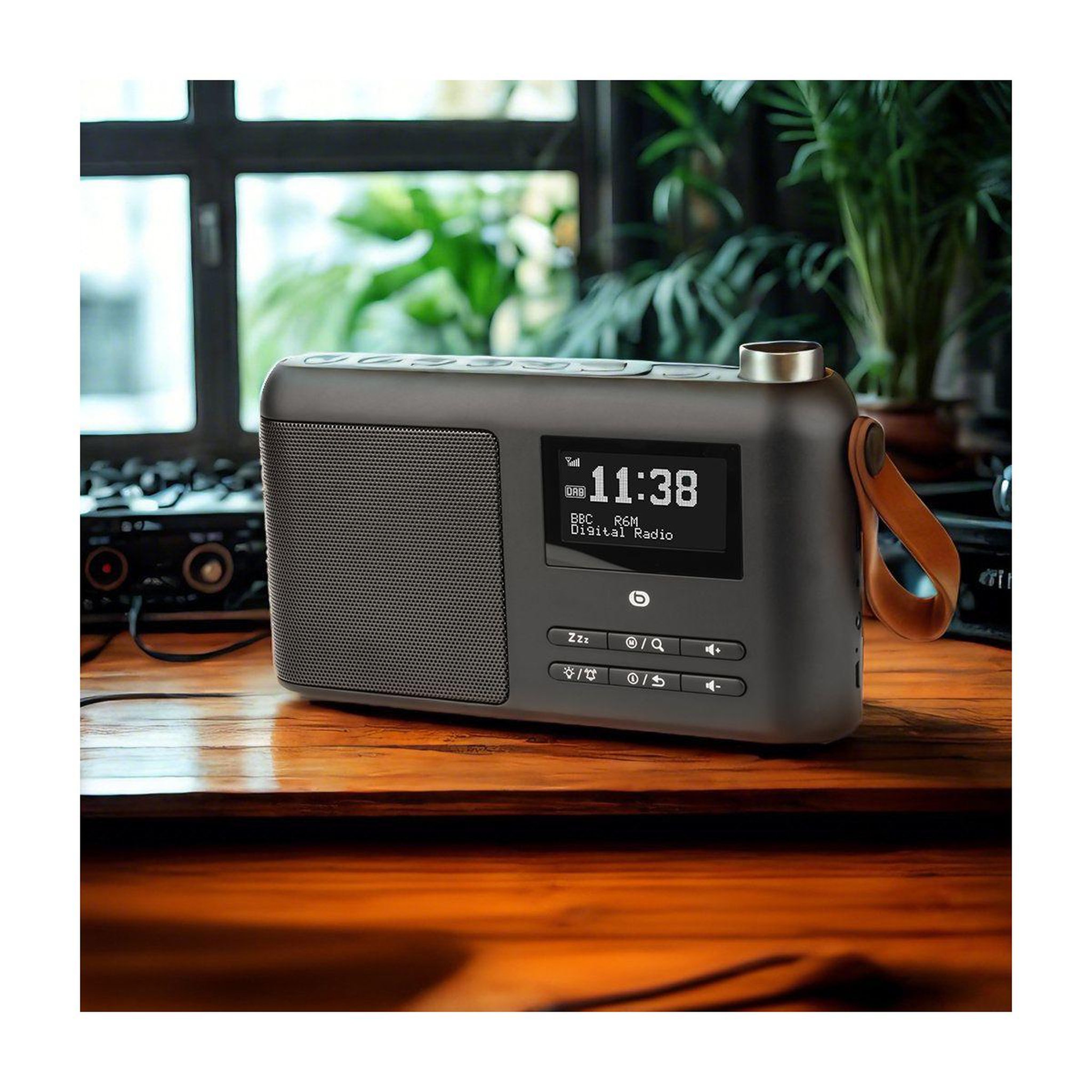 Voir la diapositive 5 : ESSENTIEL B Radio dab nomade dab+