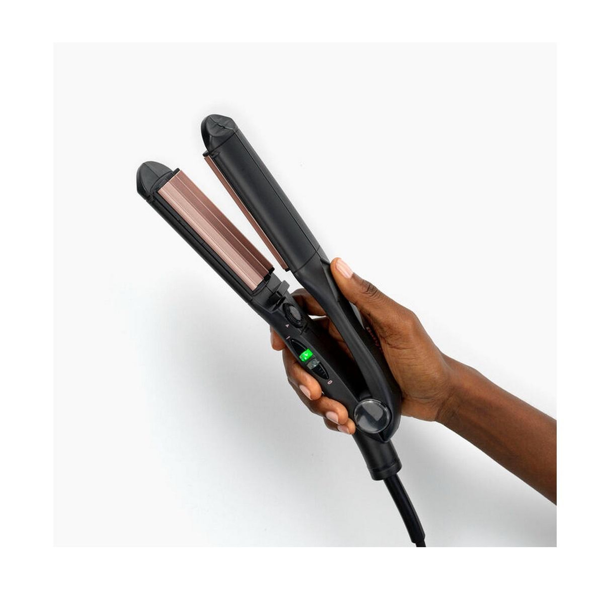 Voir la diapositive 2 : BABYLISS Fer à friser céramique noir/rose - 2165ce