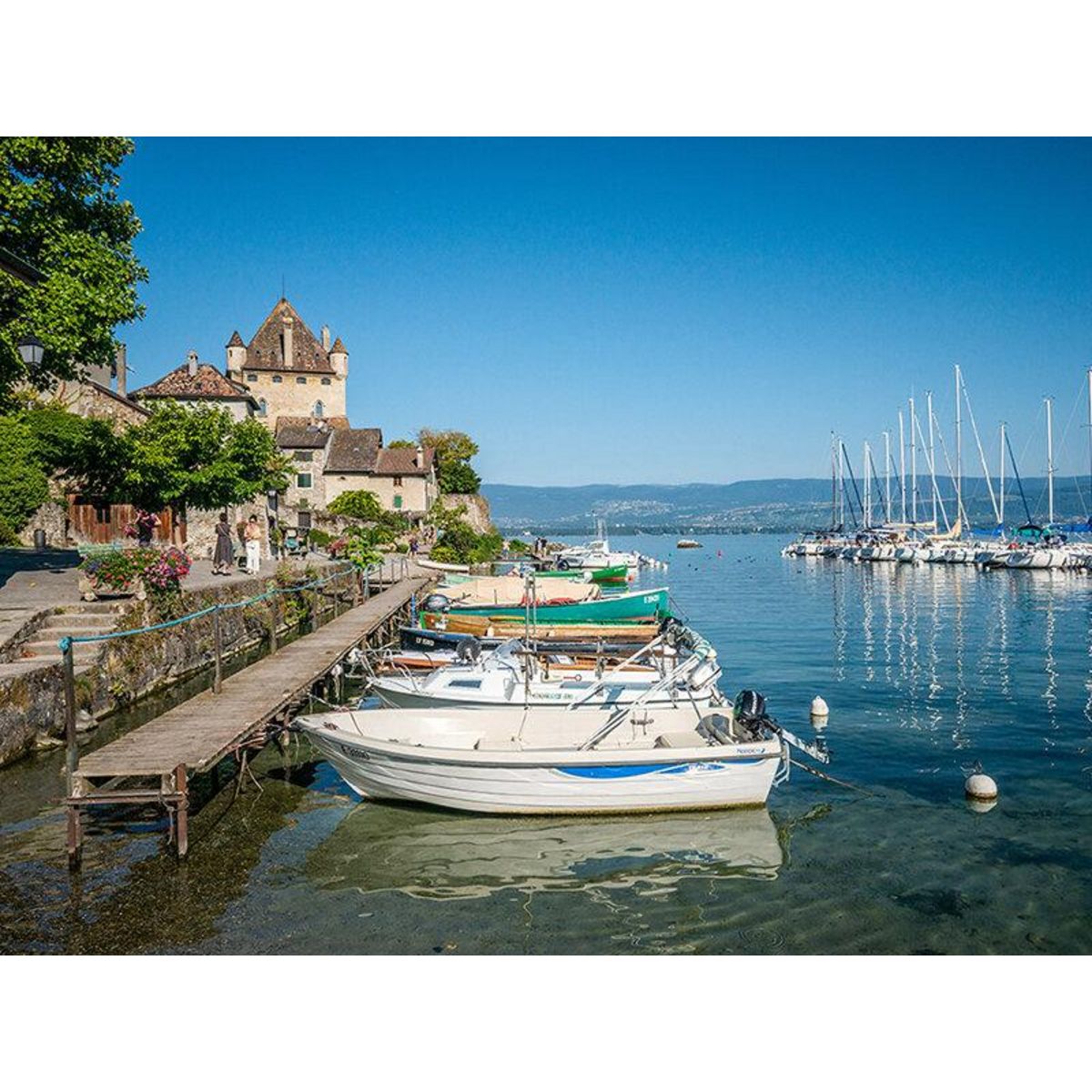 Smartbox Séjour de charme en hôtel 4* au bord du lac Léman - Coffret Cadeau Séjour
