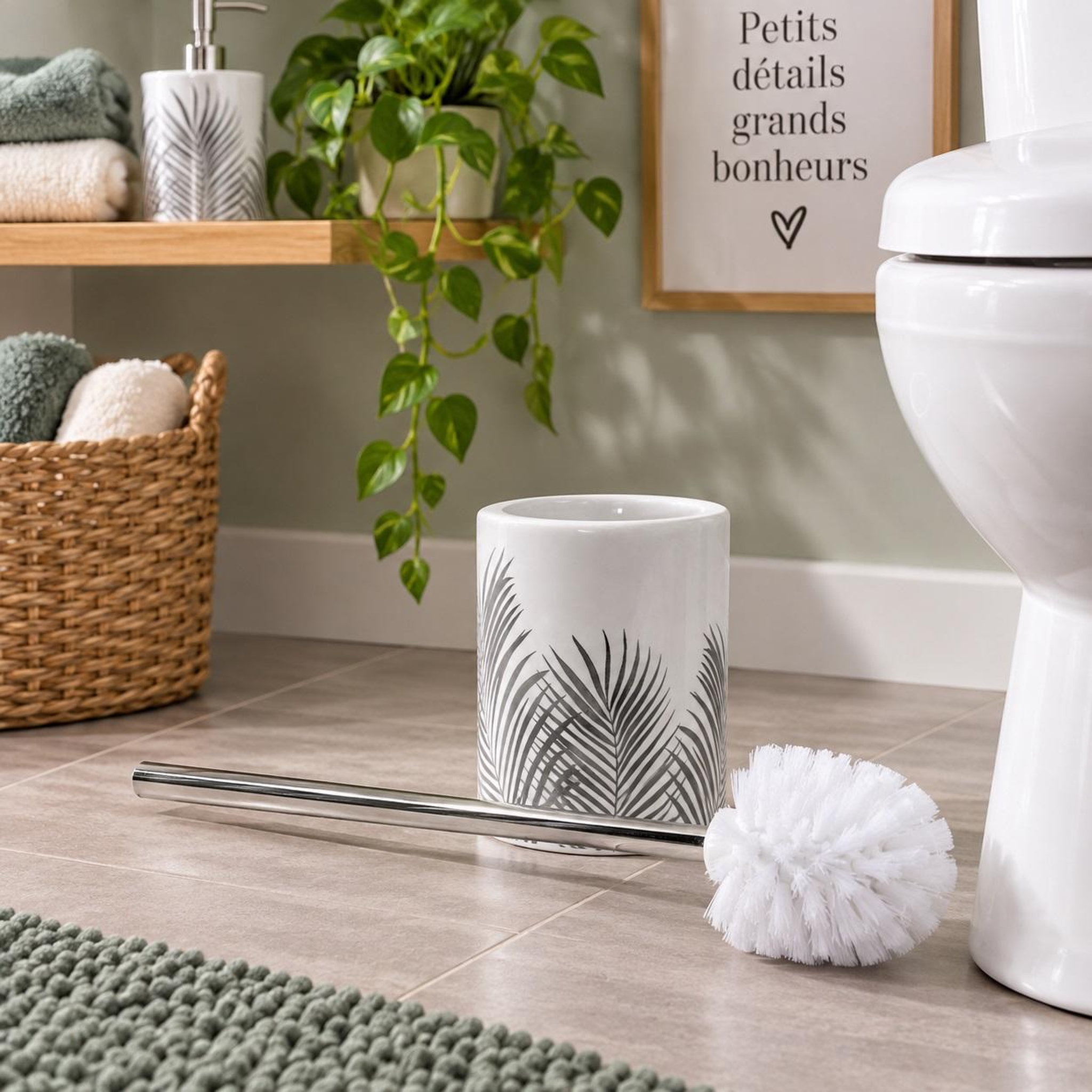 Voir la diapositive 2 : Eden Brosse de toilette orbella blanc et argent